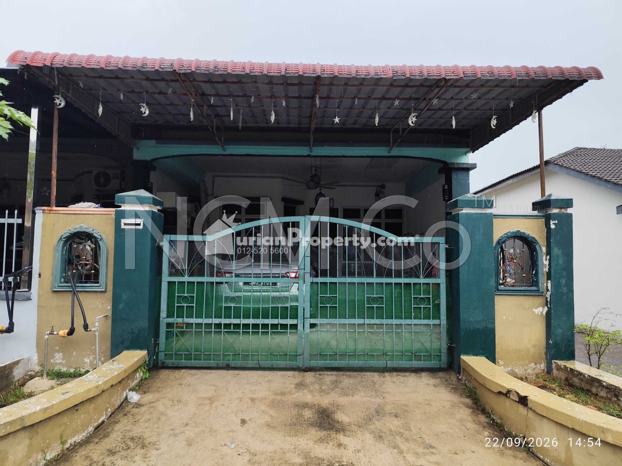 Terrace House For Auction at Taman Pulai Indah