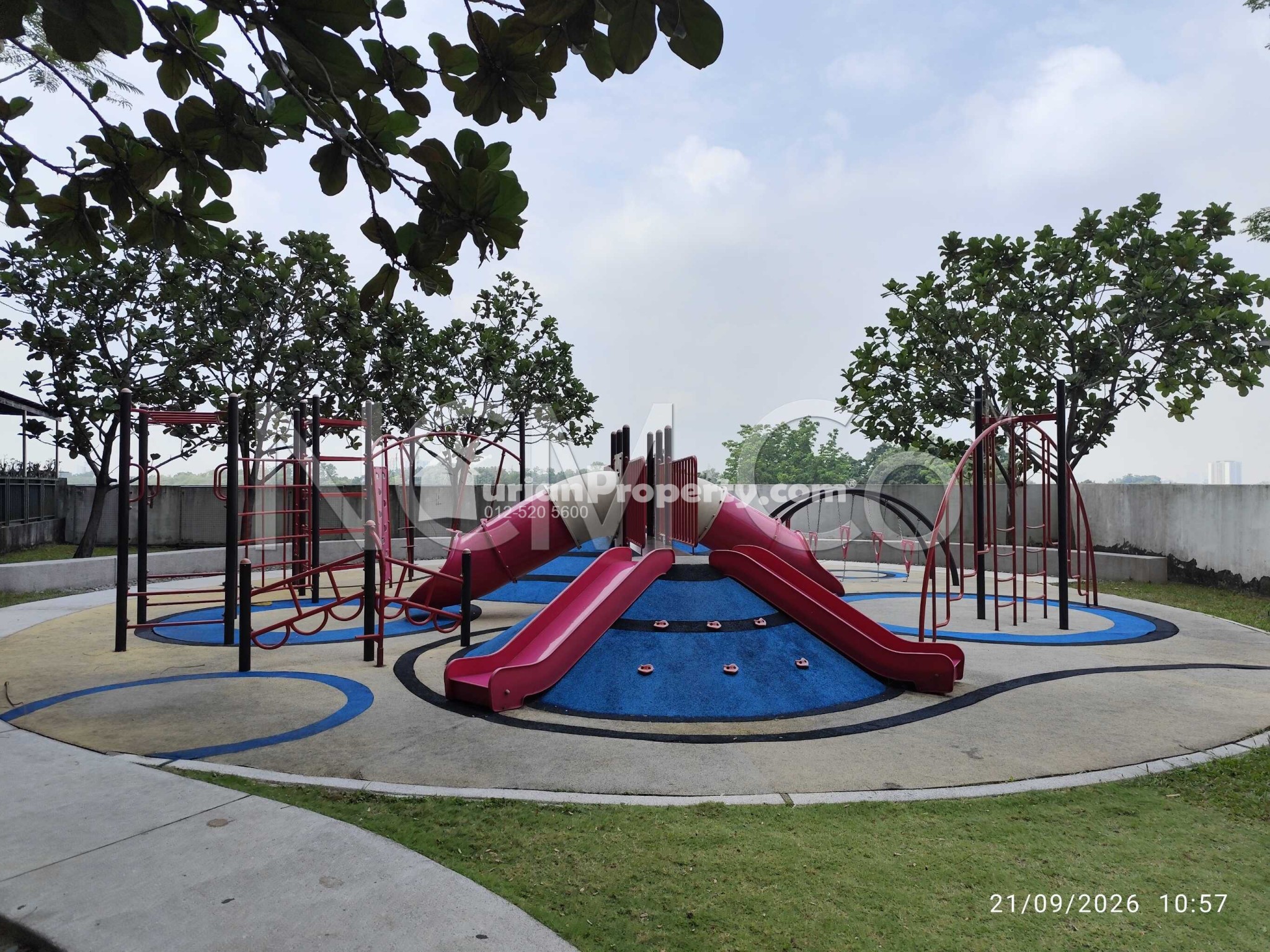 Serviced Residence For Auction at 8scape