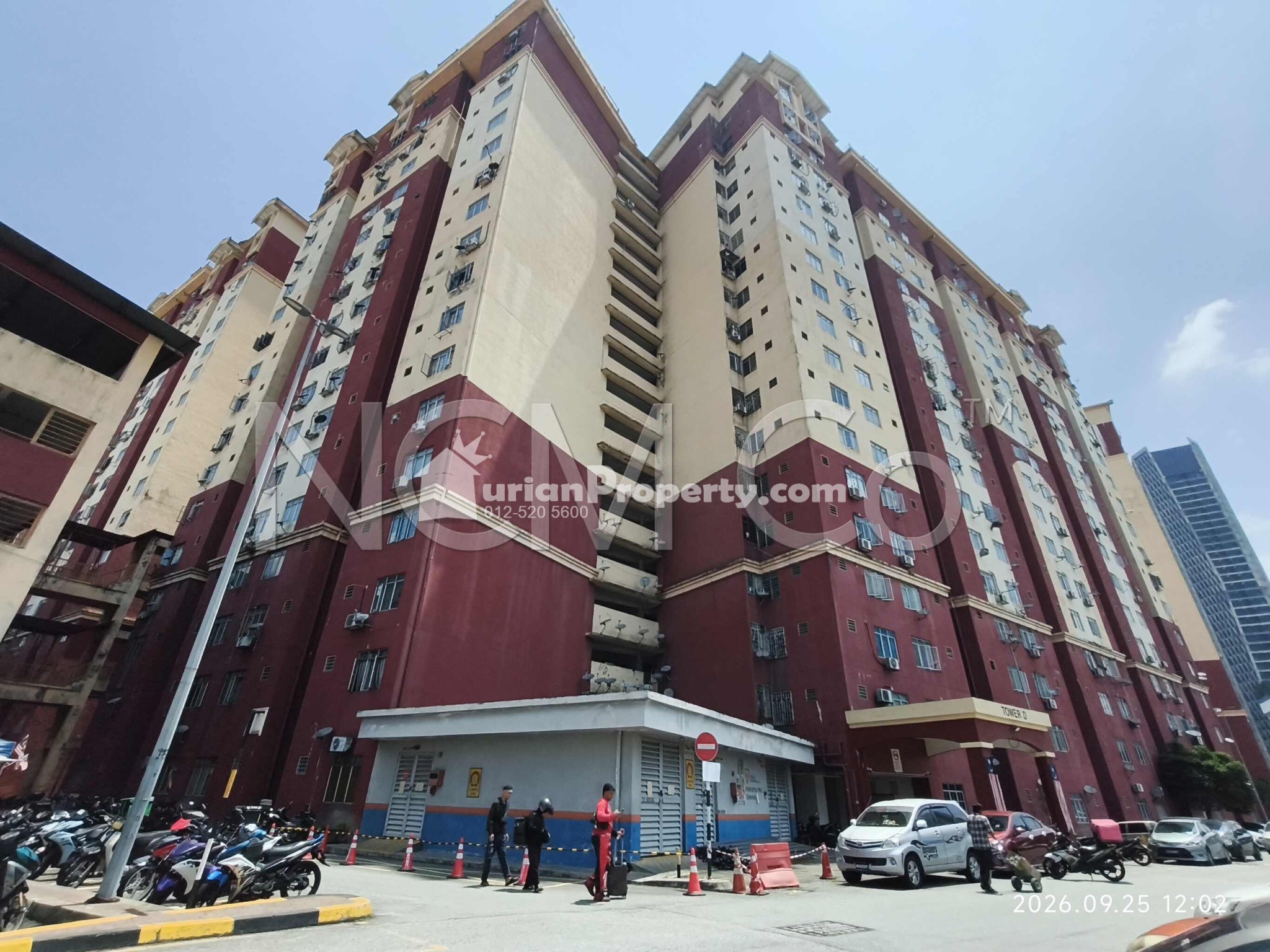 Apartment For Auction at Mentari Court 1