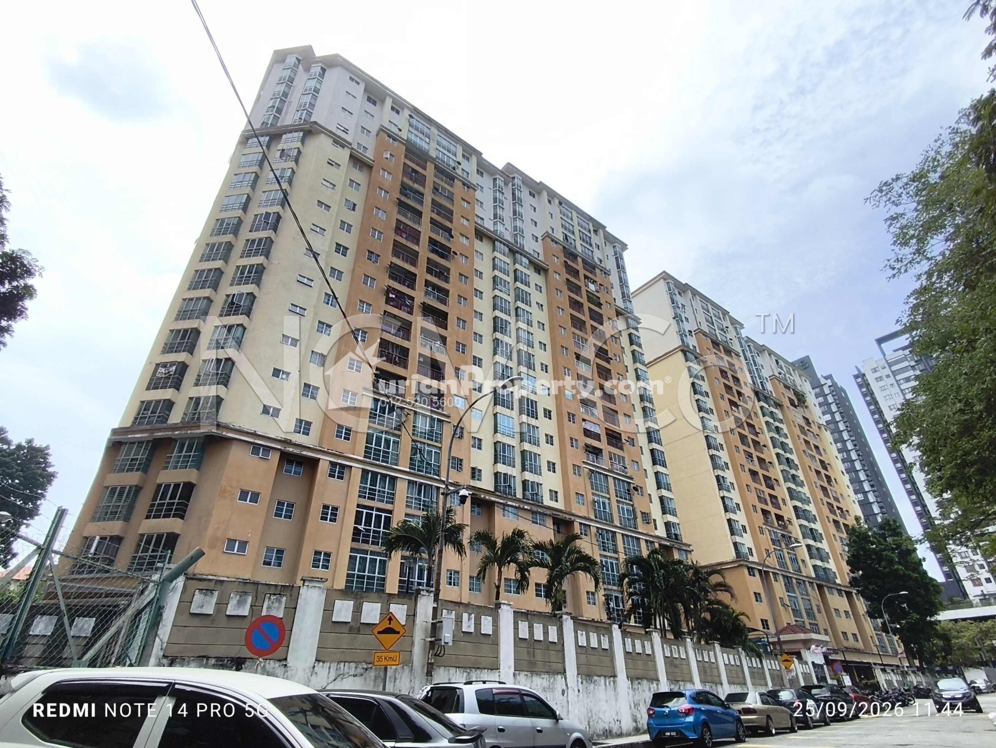 Apartment For Auction at Sri Jati II