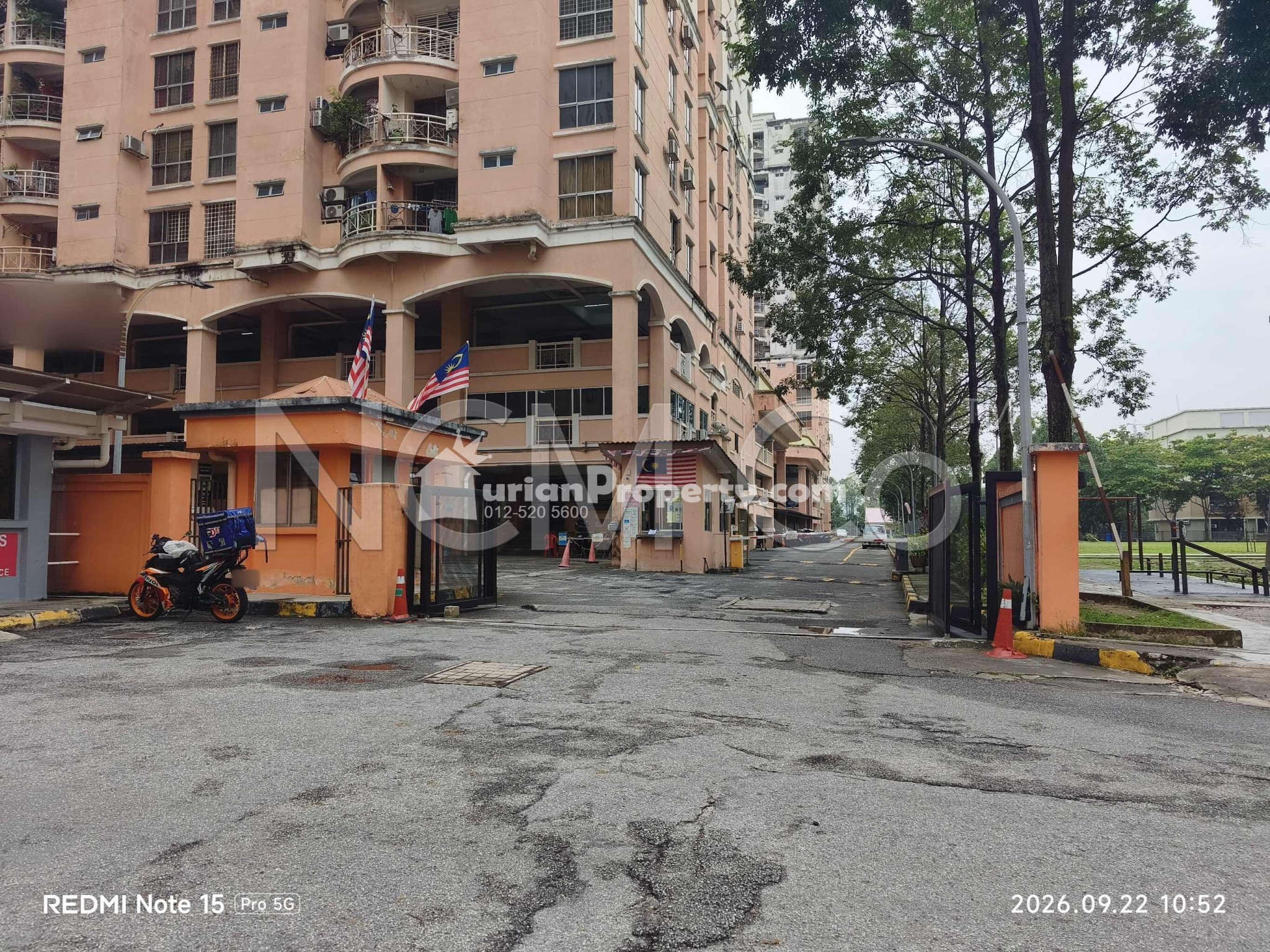 Apartment For Auction at Vista Saujana