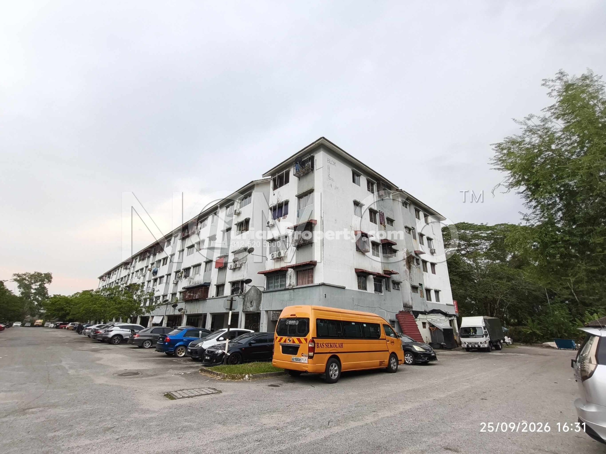 Apartment For Auction at Pangsapuri Jati