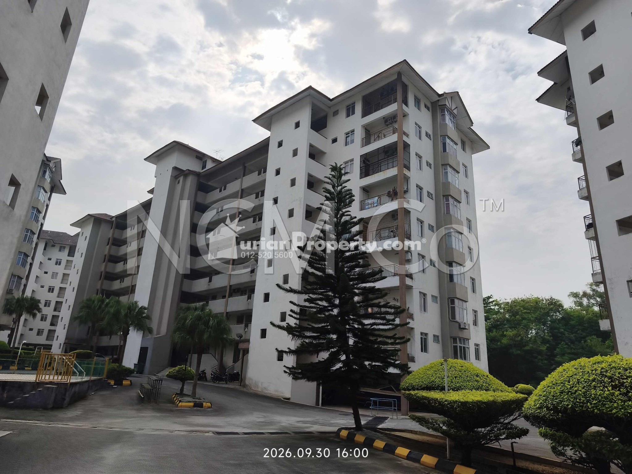 Serviced Residence For Auction at Ocean View Resort Condominium