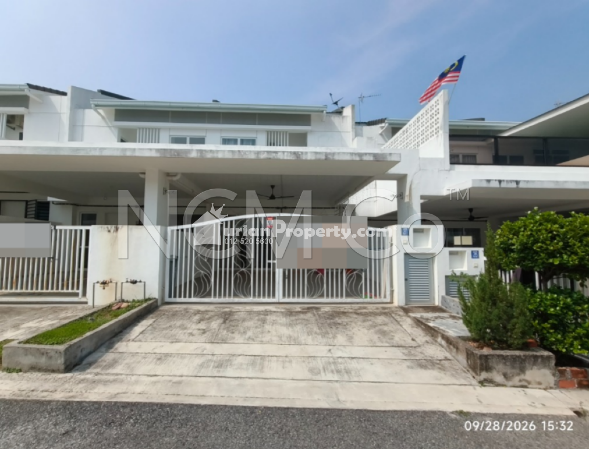 Terrace House For Auction at Hijayu Aman
