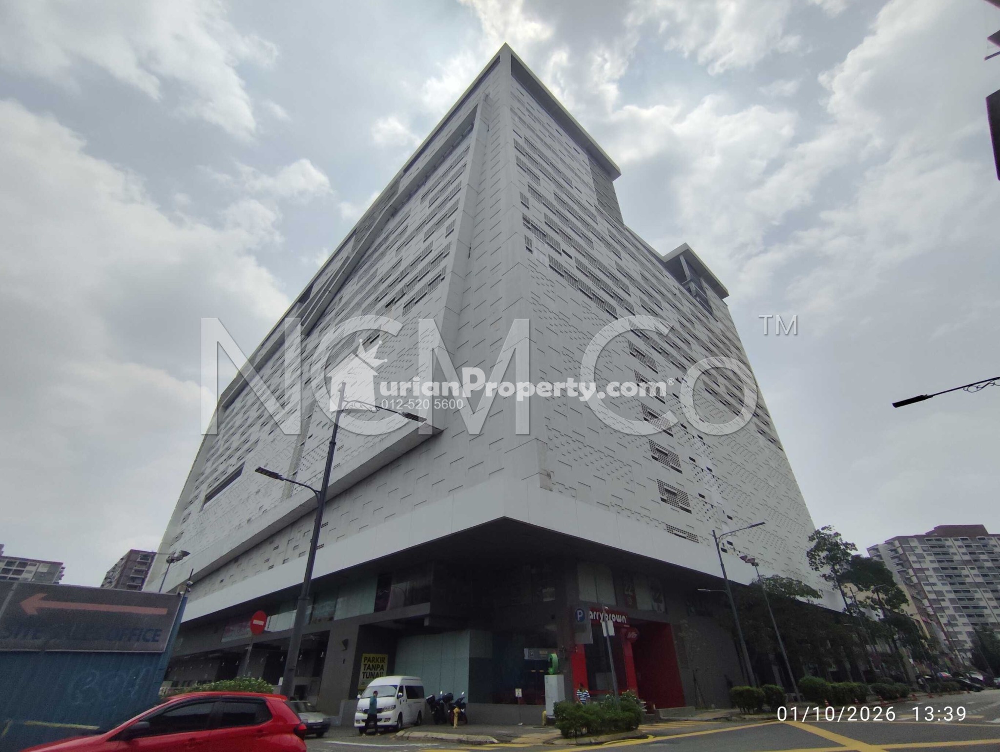 Retail Space For Auction at Kenanga Wholesale City
