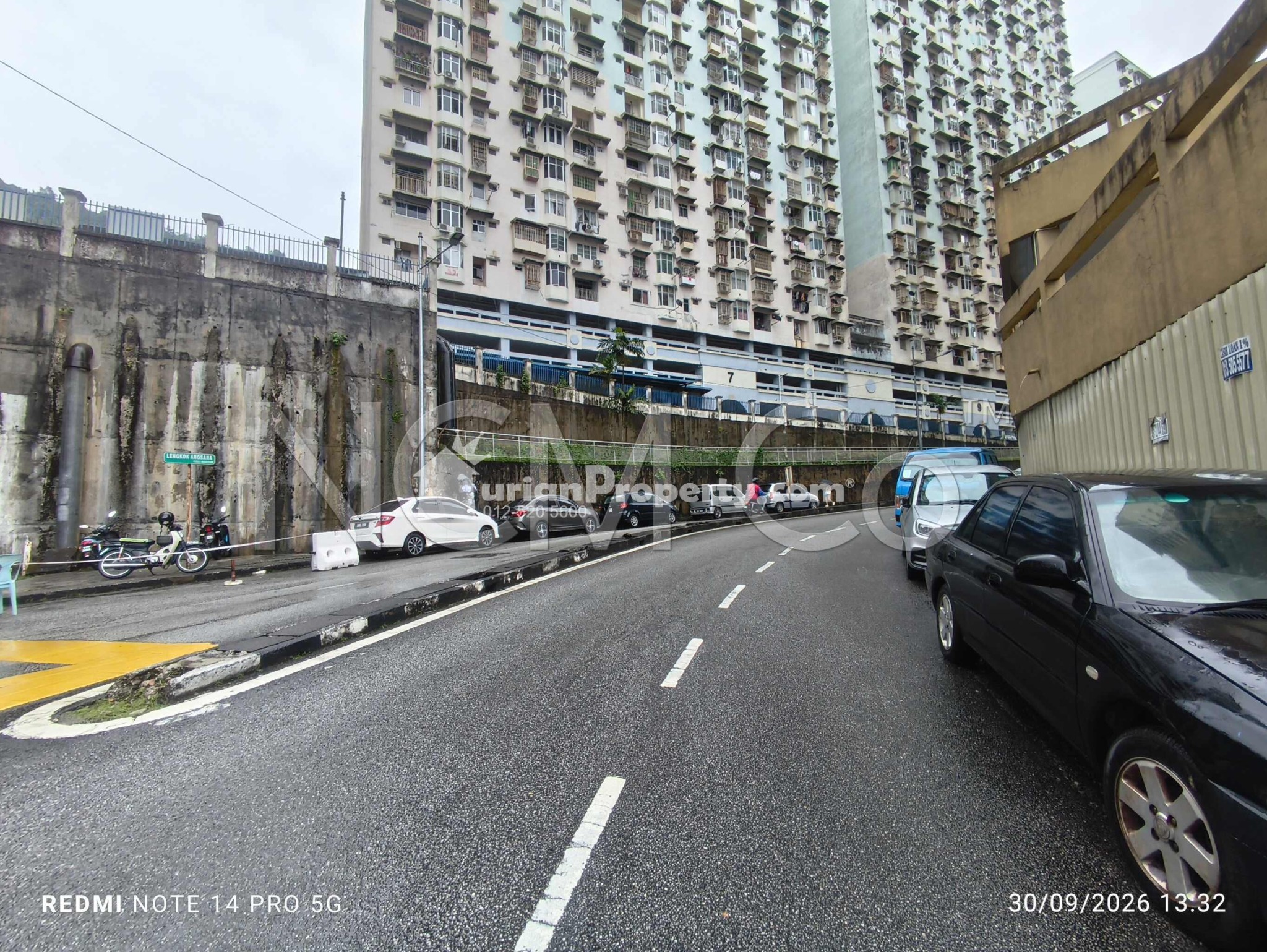 Flat For Auction at Sri Ivory Apartment