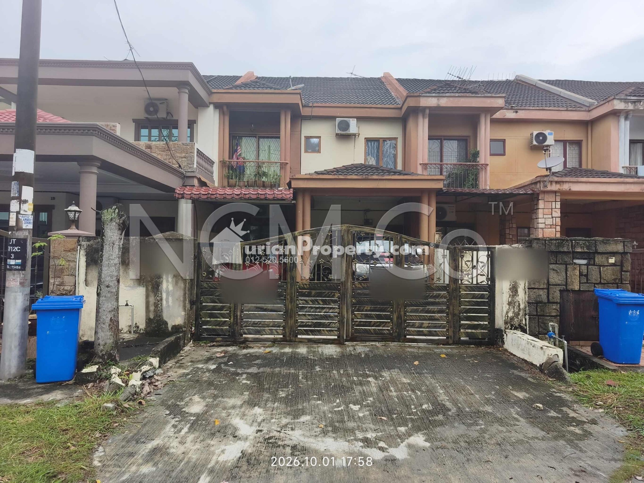 Terrace House For Auction at Section 7