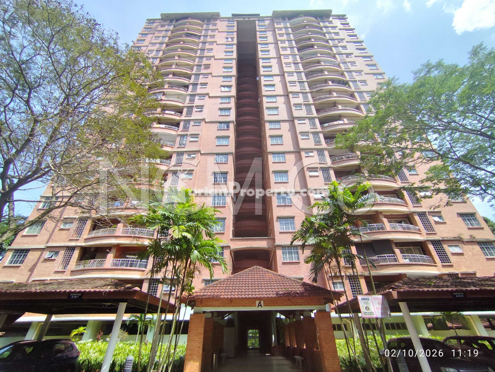 Condo For Auction at Greenview Residence