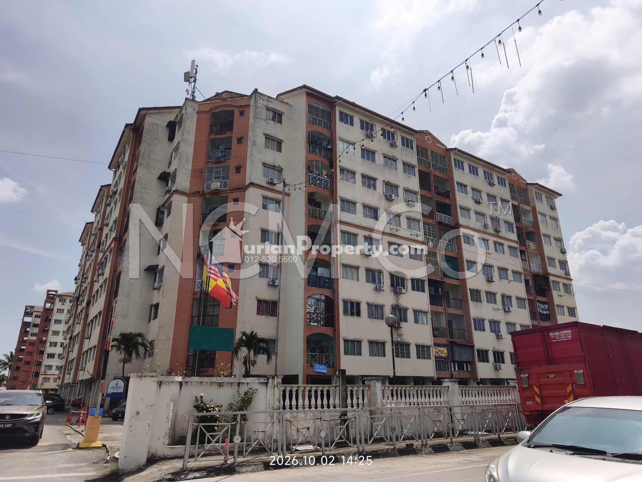 Apartment For Auction at Impian Sentosa