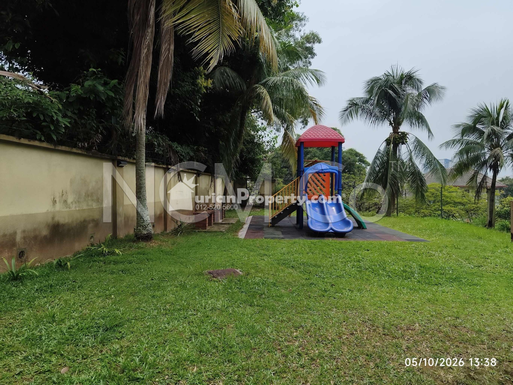 Apartment For Auction at Putra Apartment