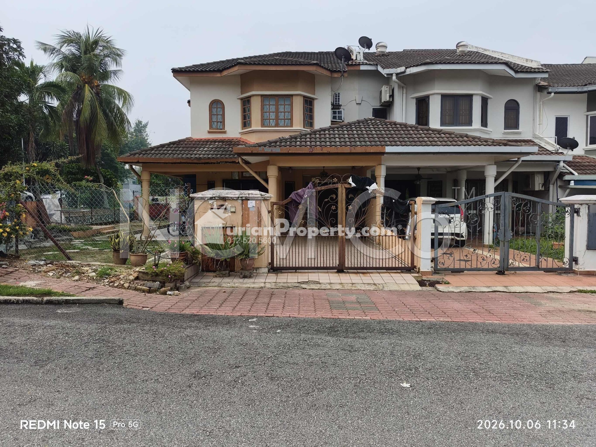 Terrace House For Auction at Section 7