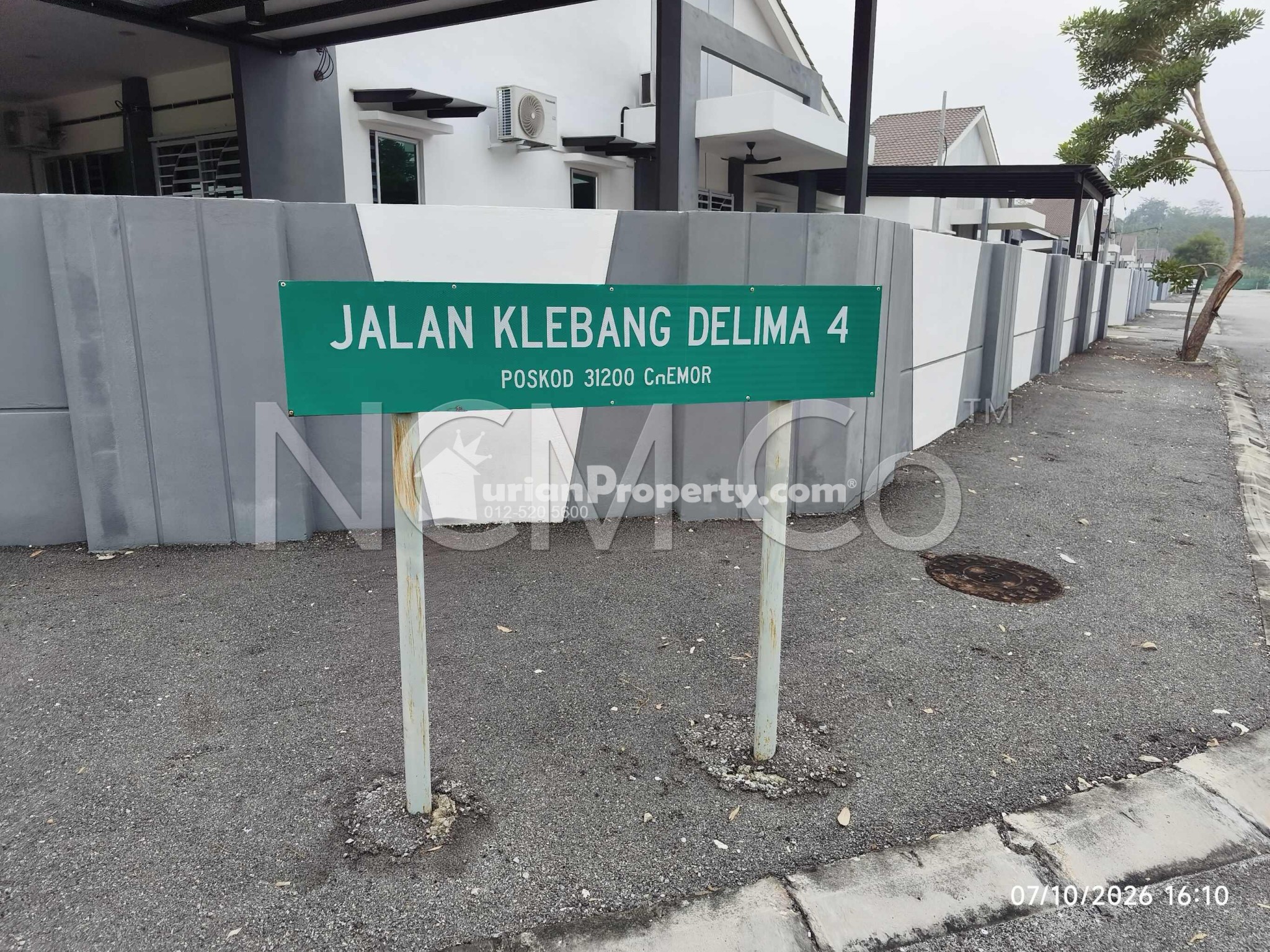 Terrace House For Auction at Klebang Delima