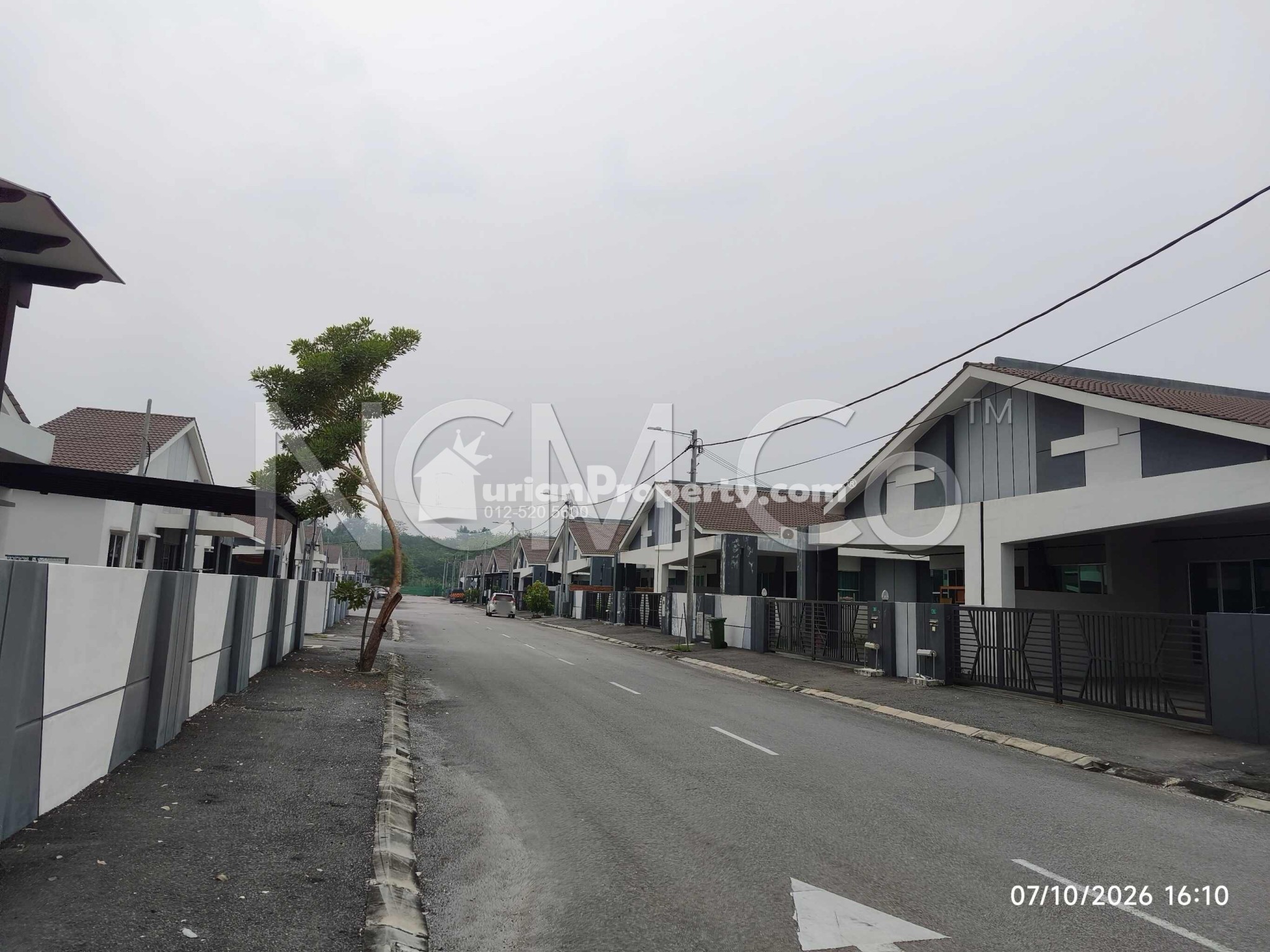 Terrace House For Auction at Klebang Delima