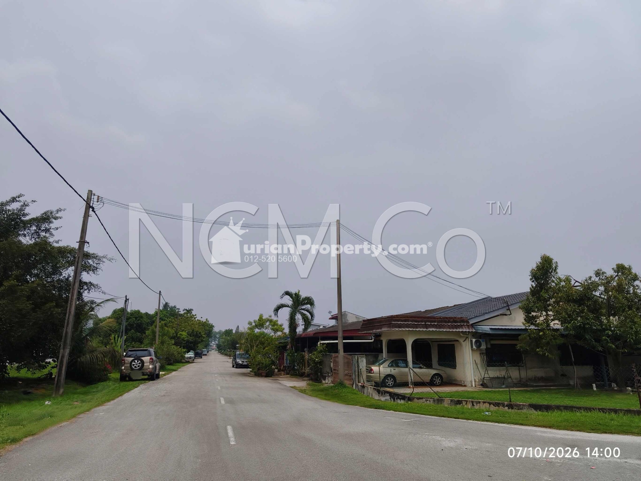 Terrace House For Auction at Taman Rishah