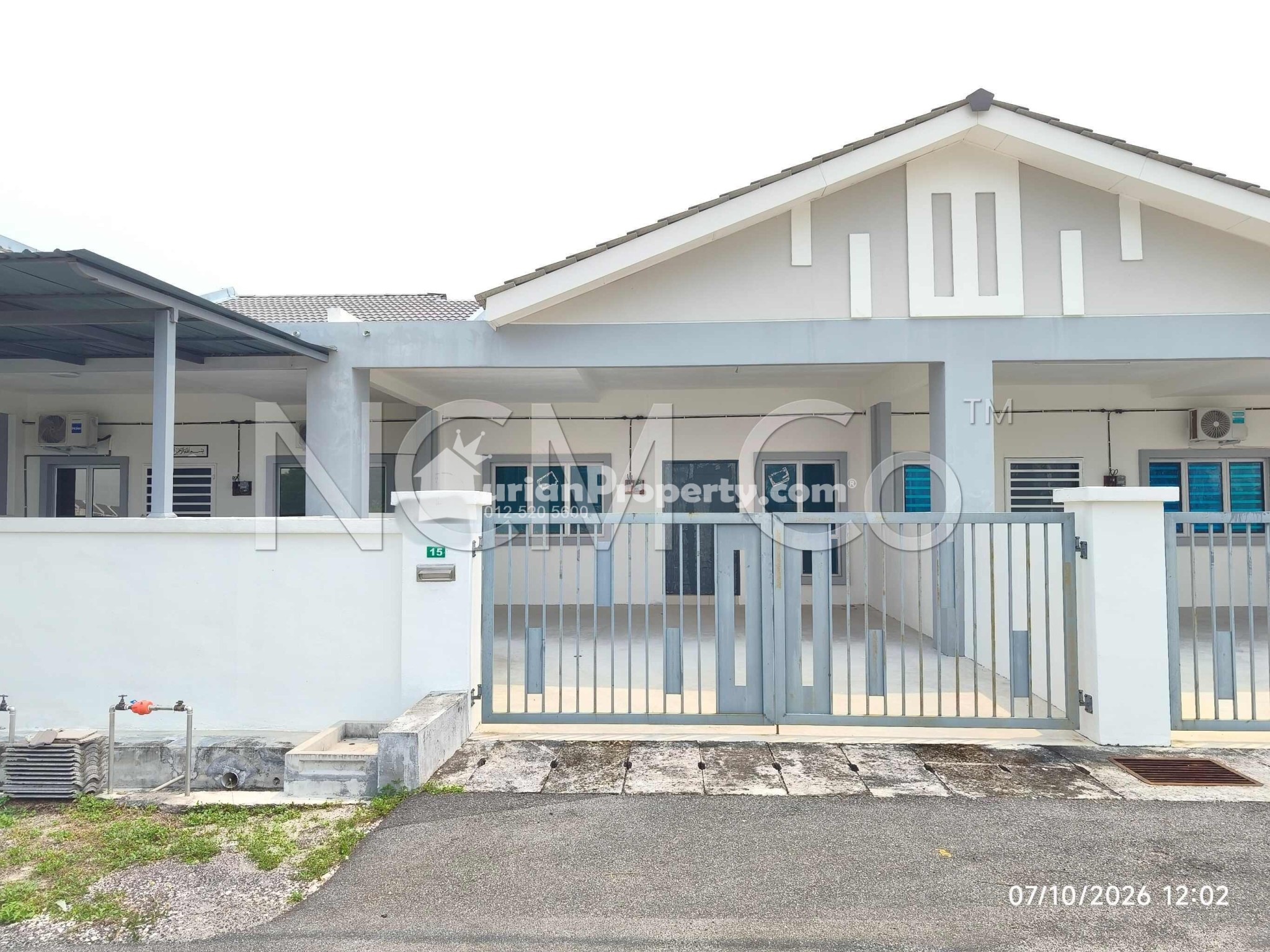 Terrace House For Auction at Bandar Universiti