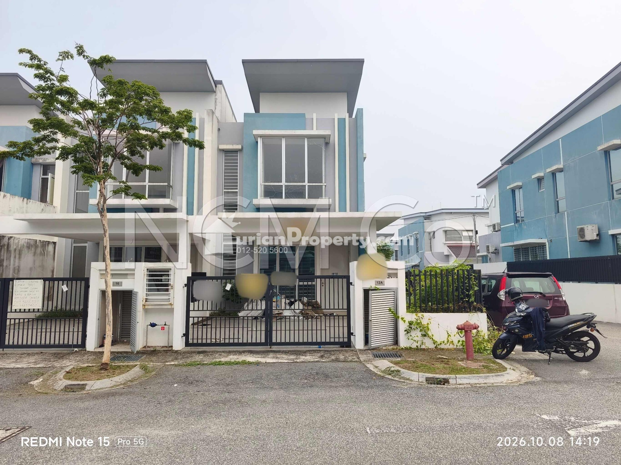Terrace House For Auction at Acacia Park