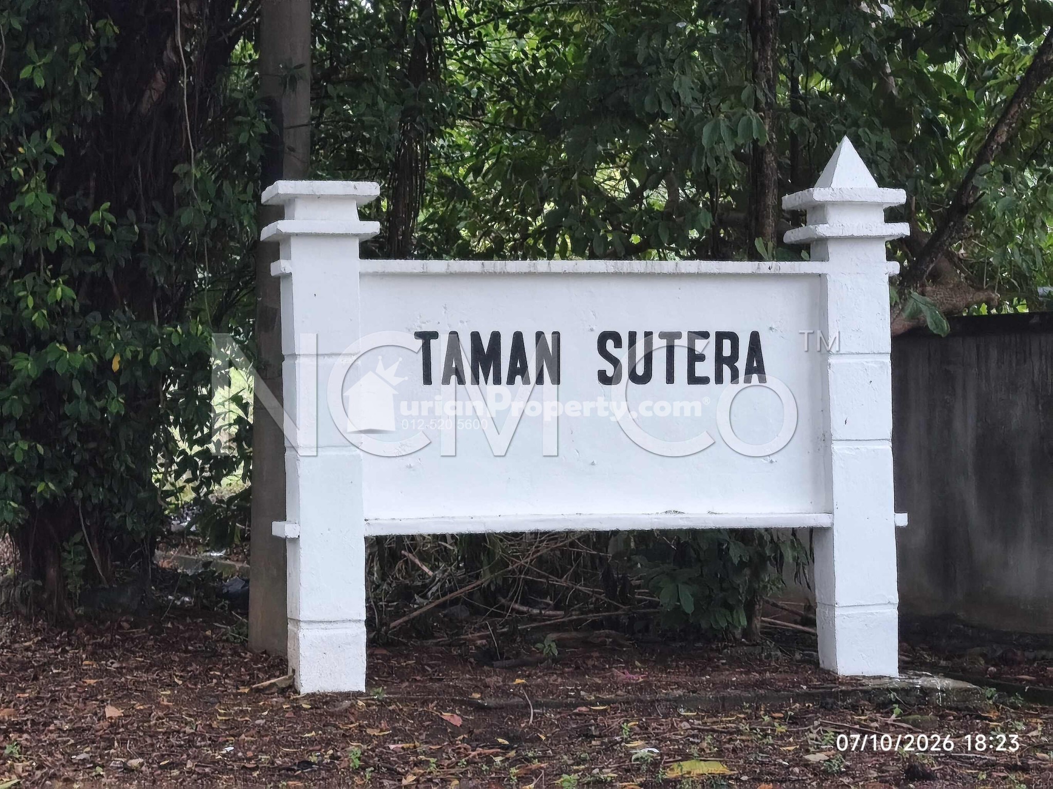 Terrace House For Auction at Taman Sutera Suria