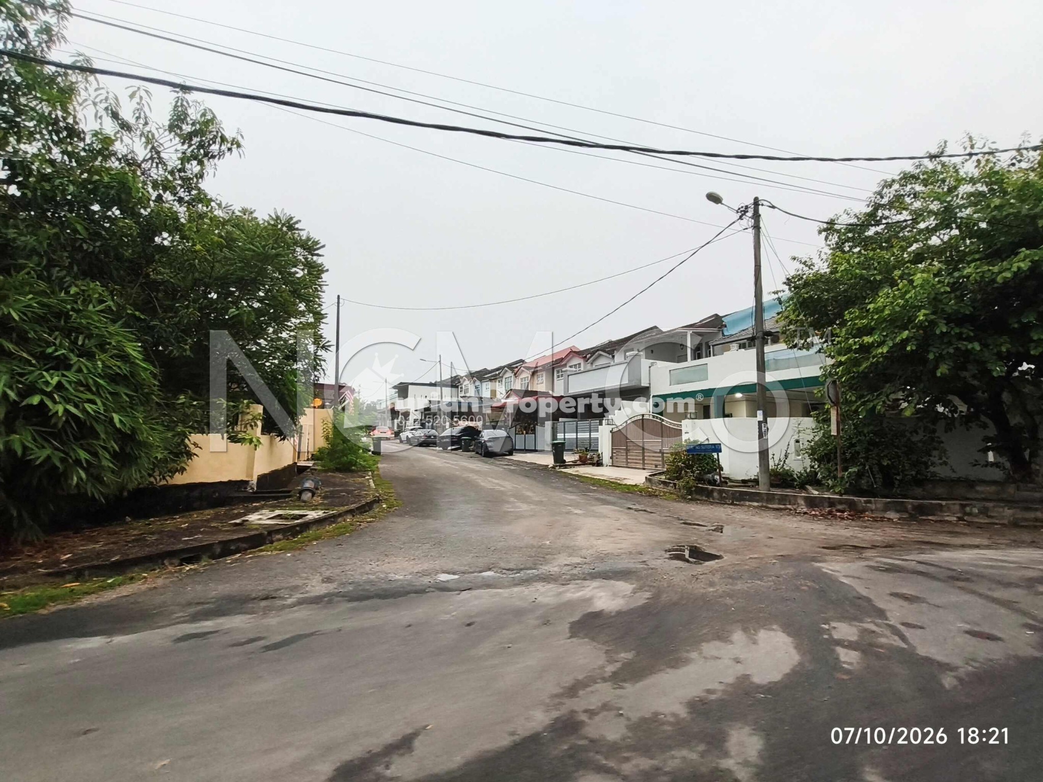 Terrace House For Auction at Taman Sutera Suria
