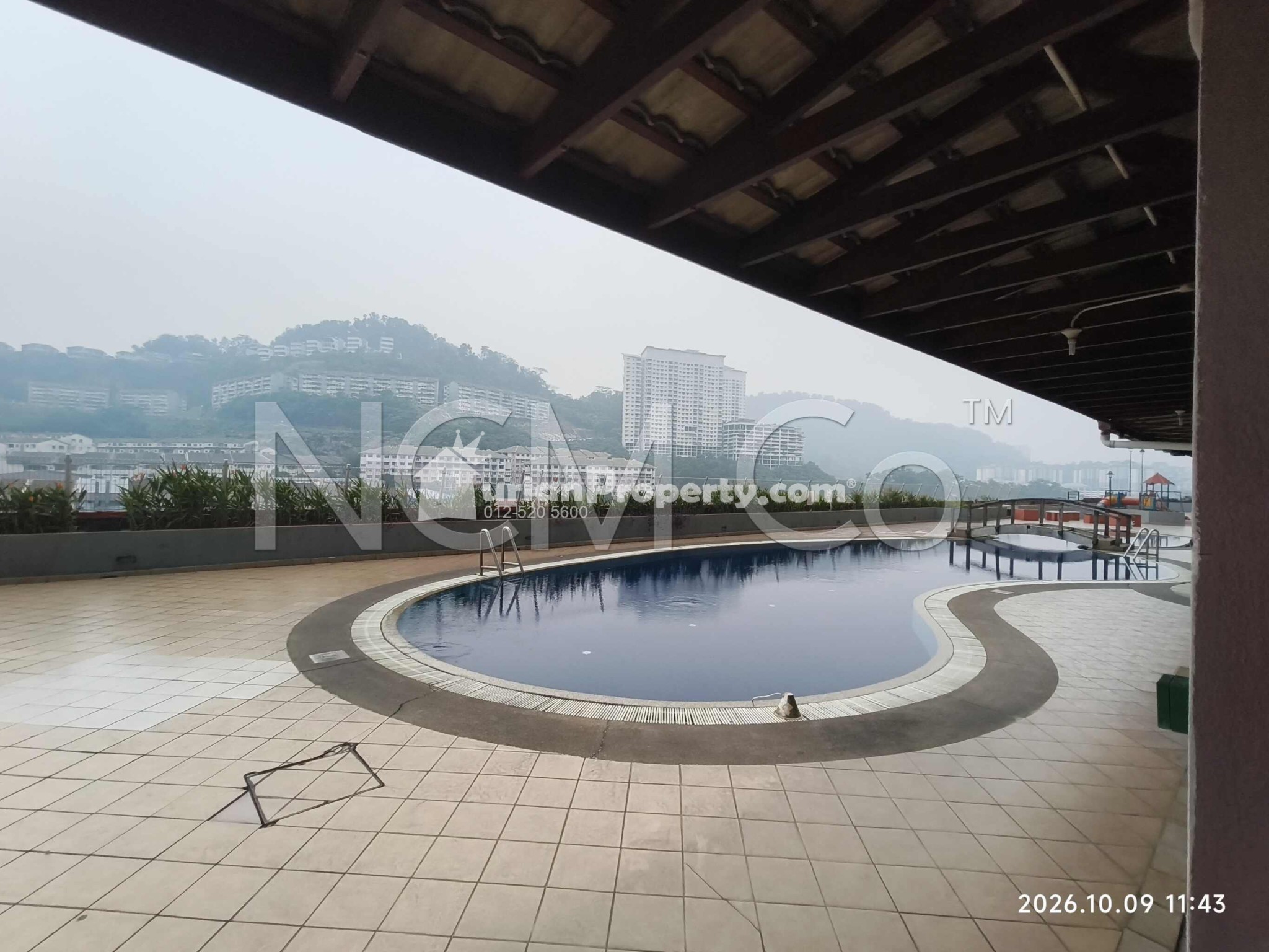 Apartment For Auction at Glenview Villa