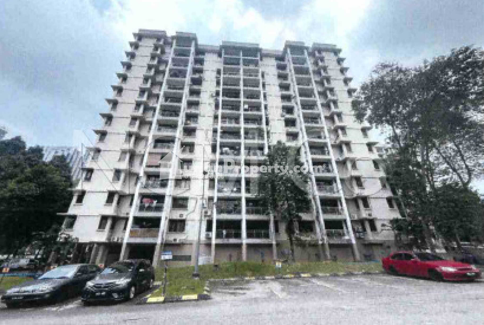 Condo For Auction at Cyberia SmartHomes