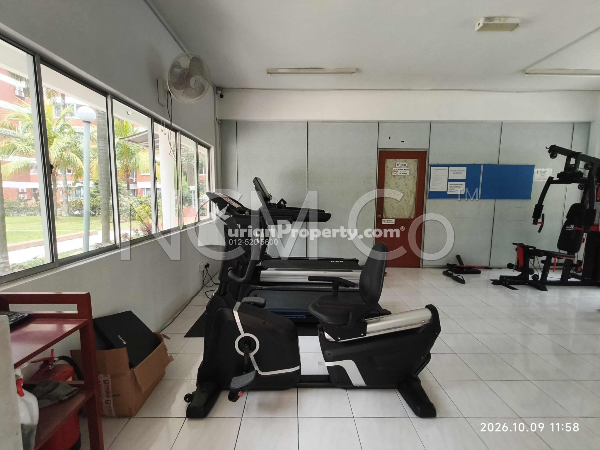 Condo For Auction at Green Acre Park