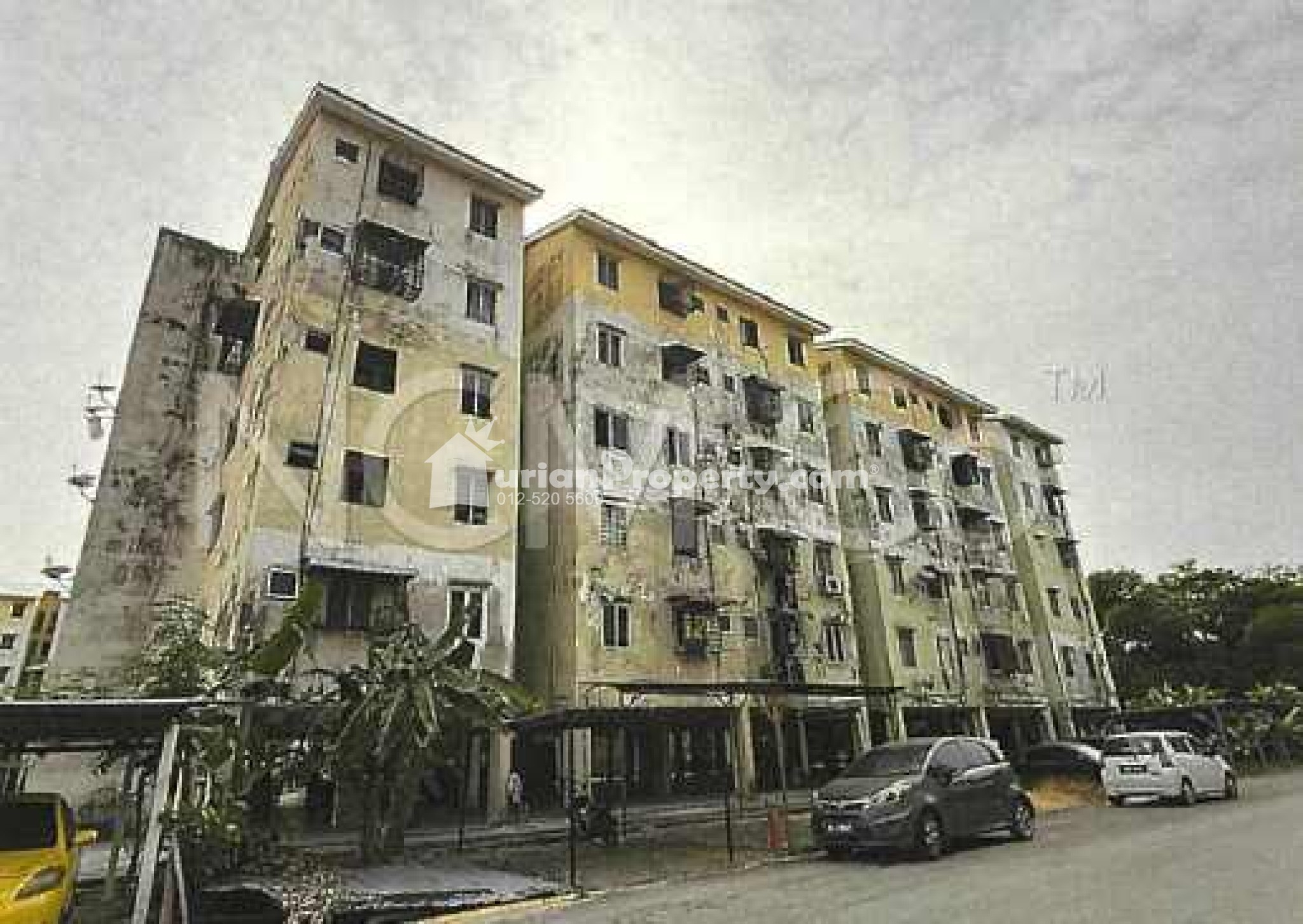 Apartment For Auction at Flat Kelompok Camar