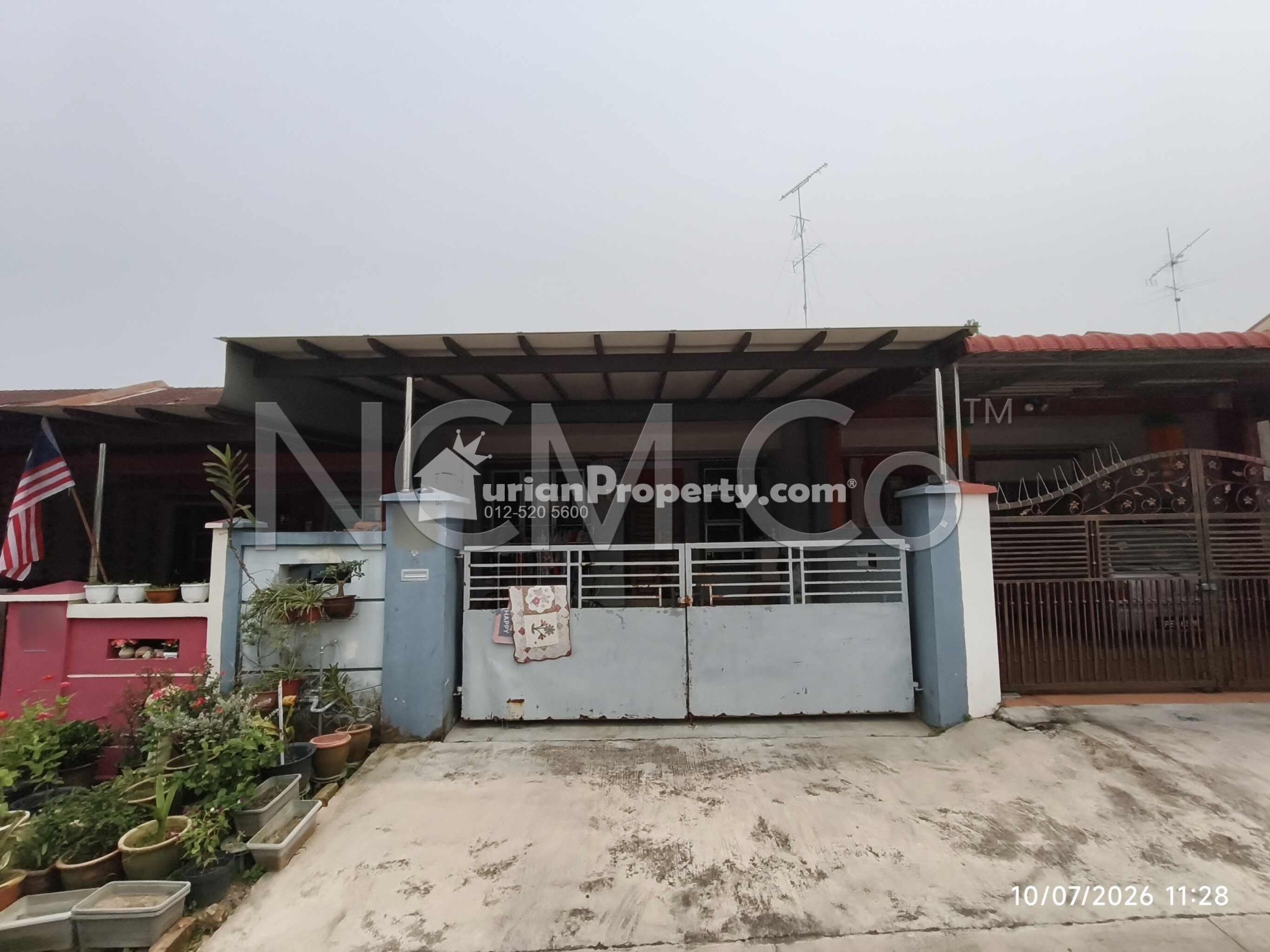 Terrace House For Auction at Taman Bestari Indah