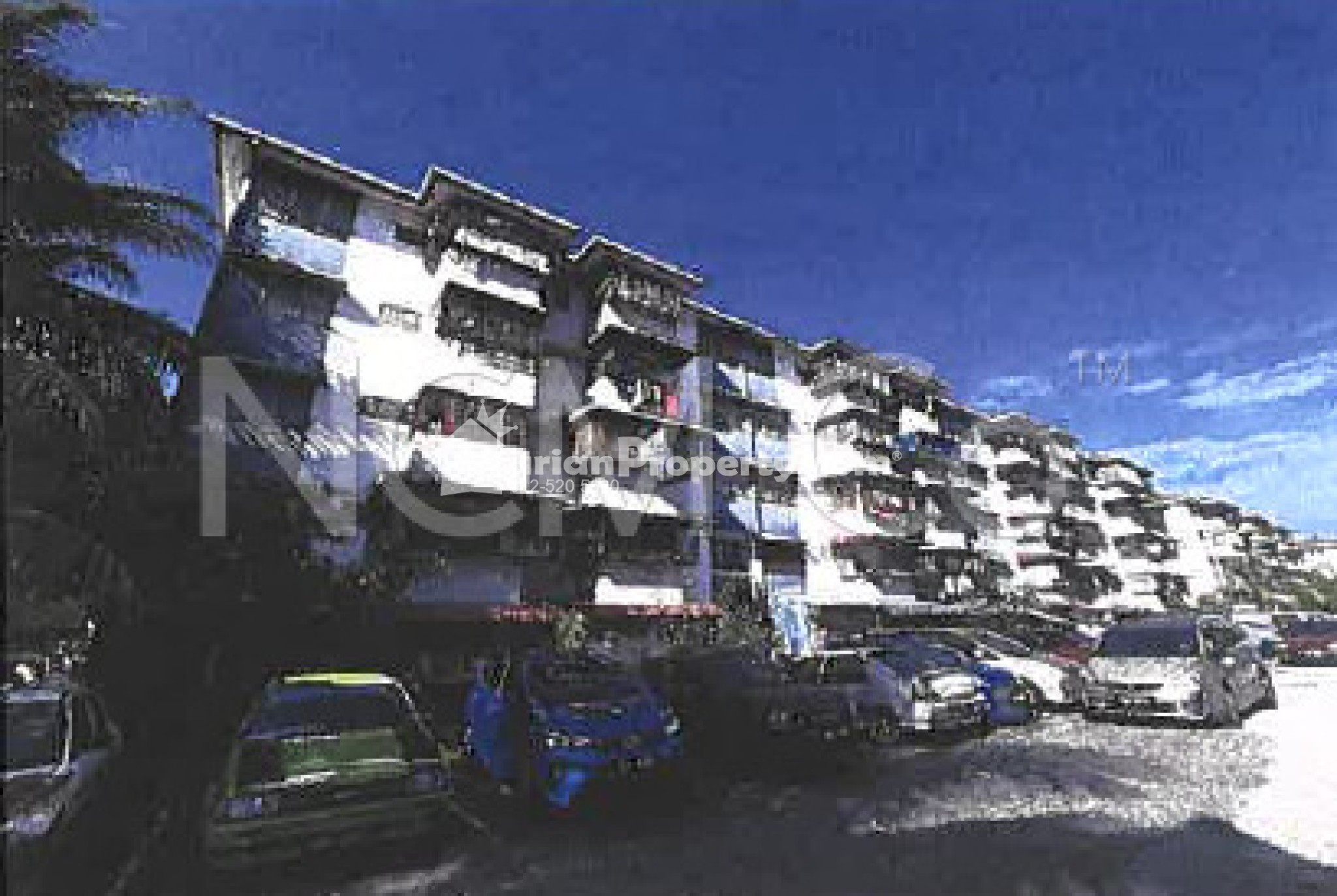 Flat For Auction at Taman Pinggiran