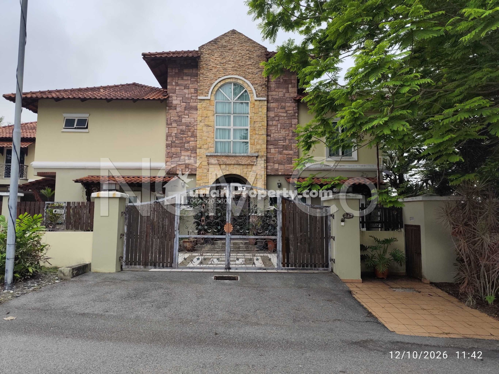 Bungalow House For Auction at Taman Impian Gemilang