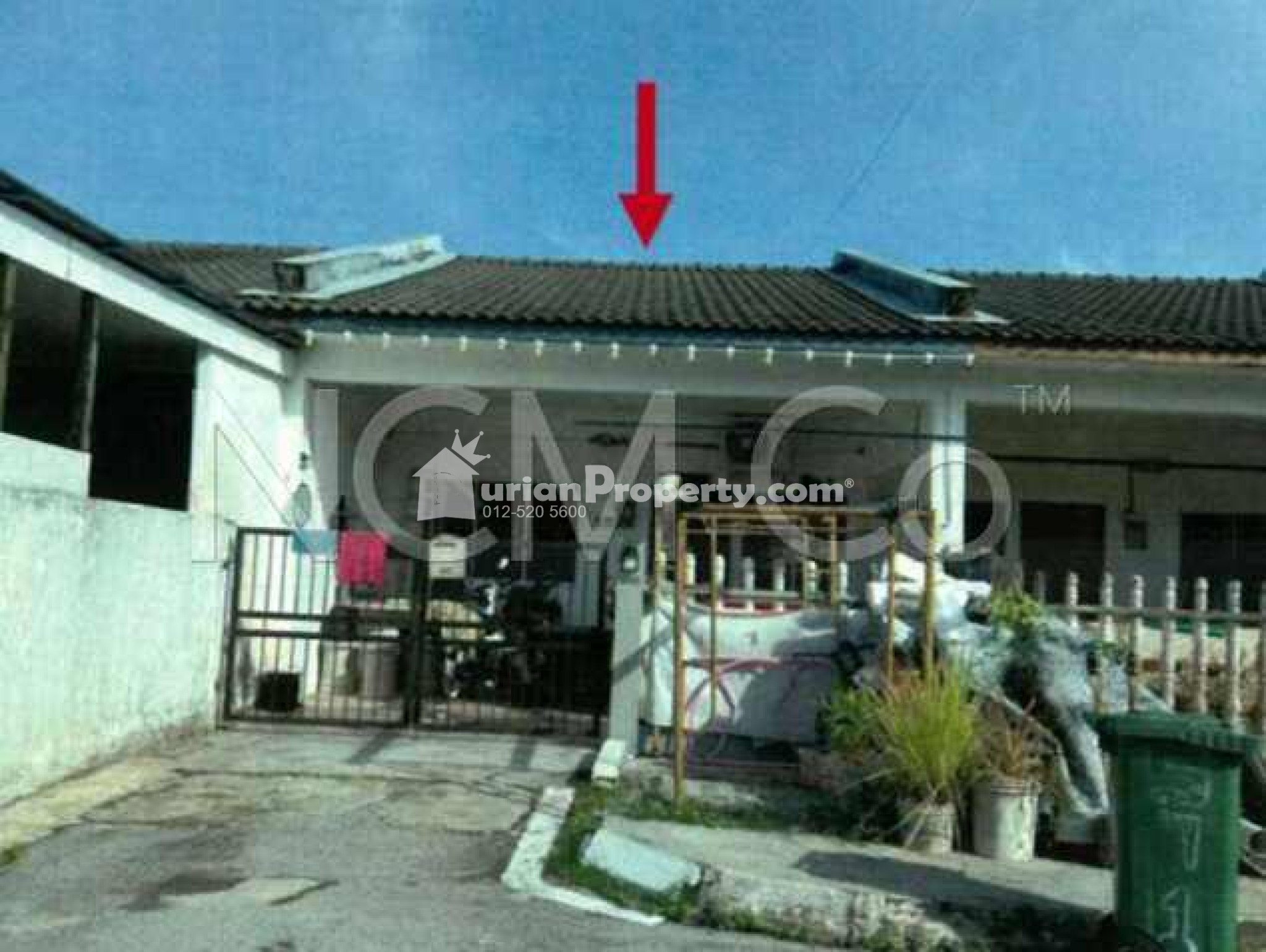 Terrace House For Auction at Samarindah