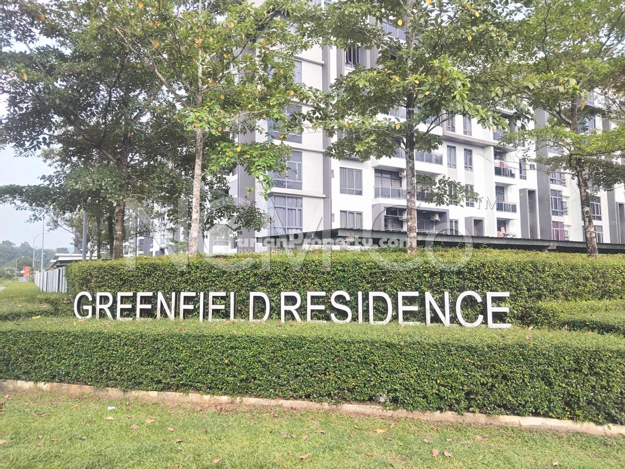 Apartment For Auction at Greenfield Residence