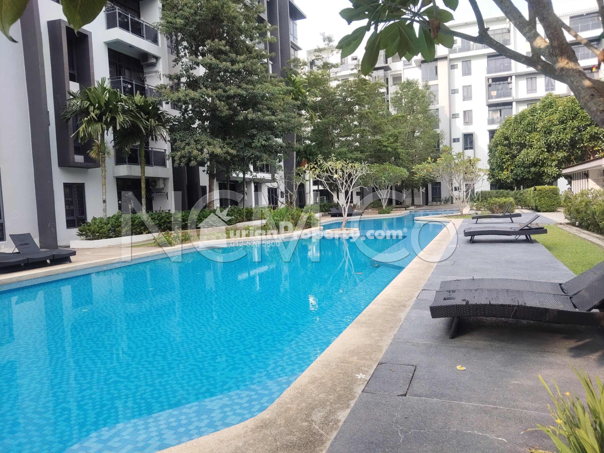 Apartment For Auction at Greenfield Residence