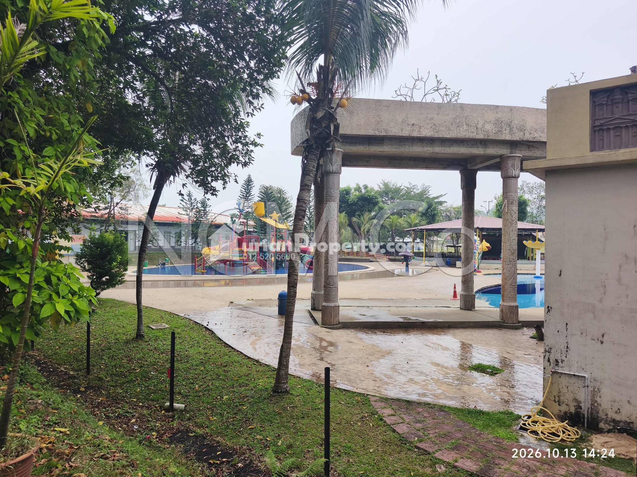 Apartment For Auction at Tahiti Villa @ Bayou Lagoon Park Resort
