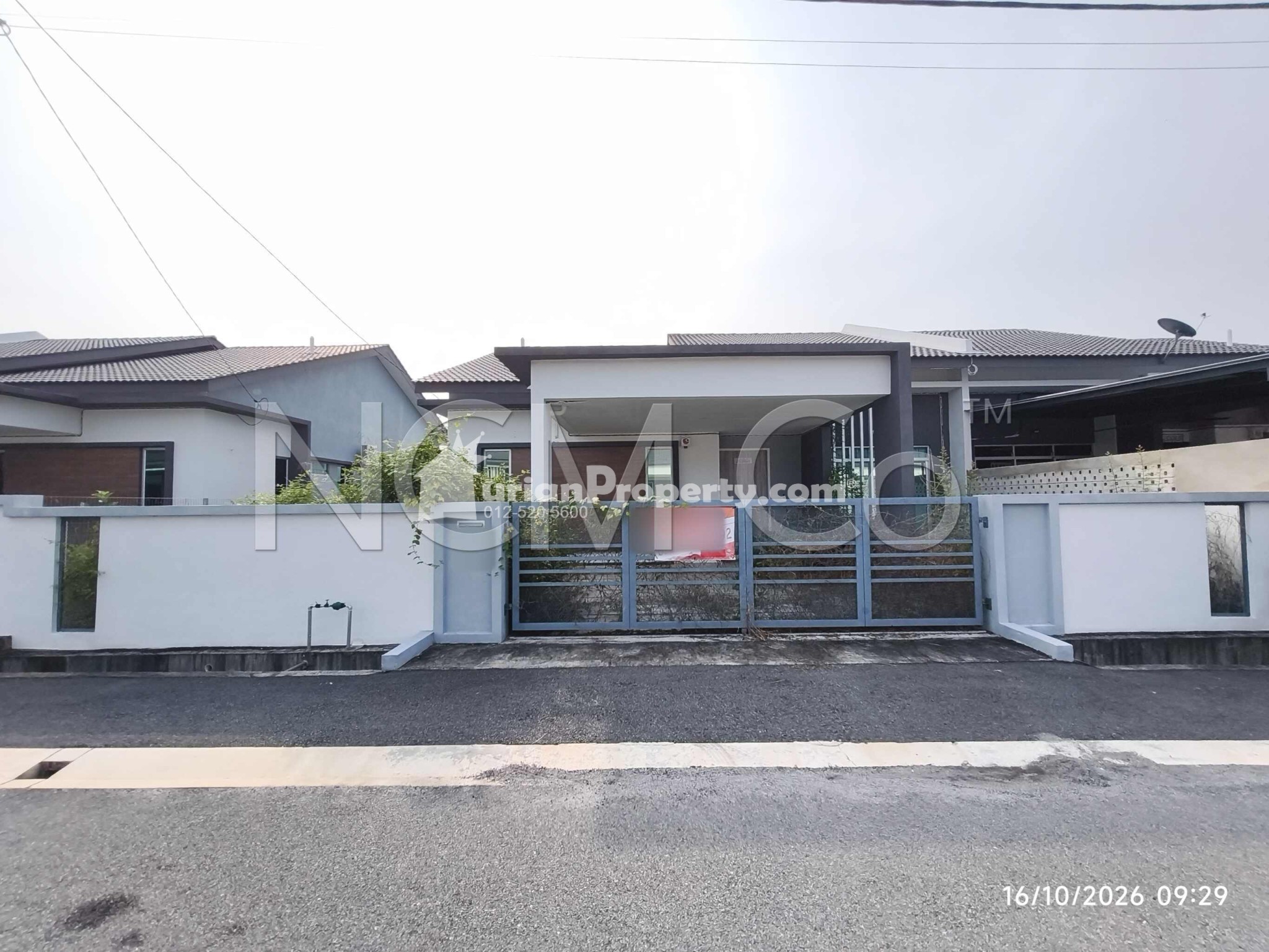 Semi D For Auction at Yarra Park