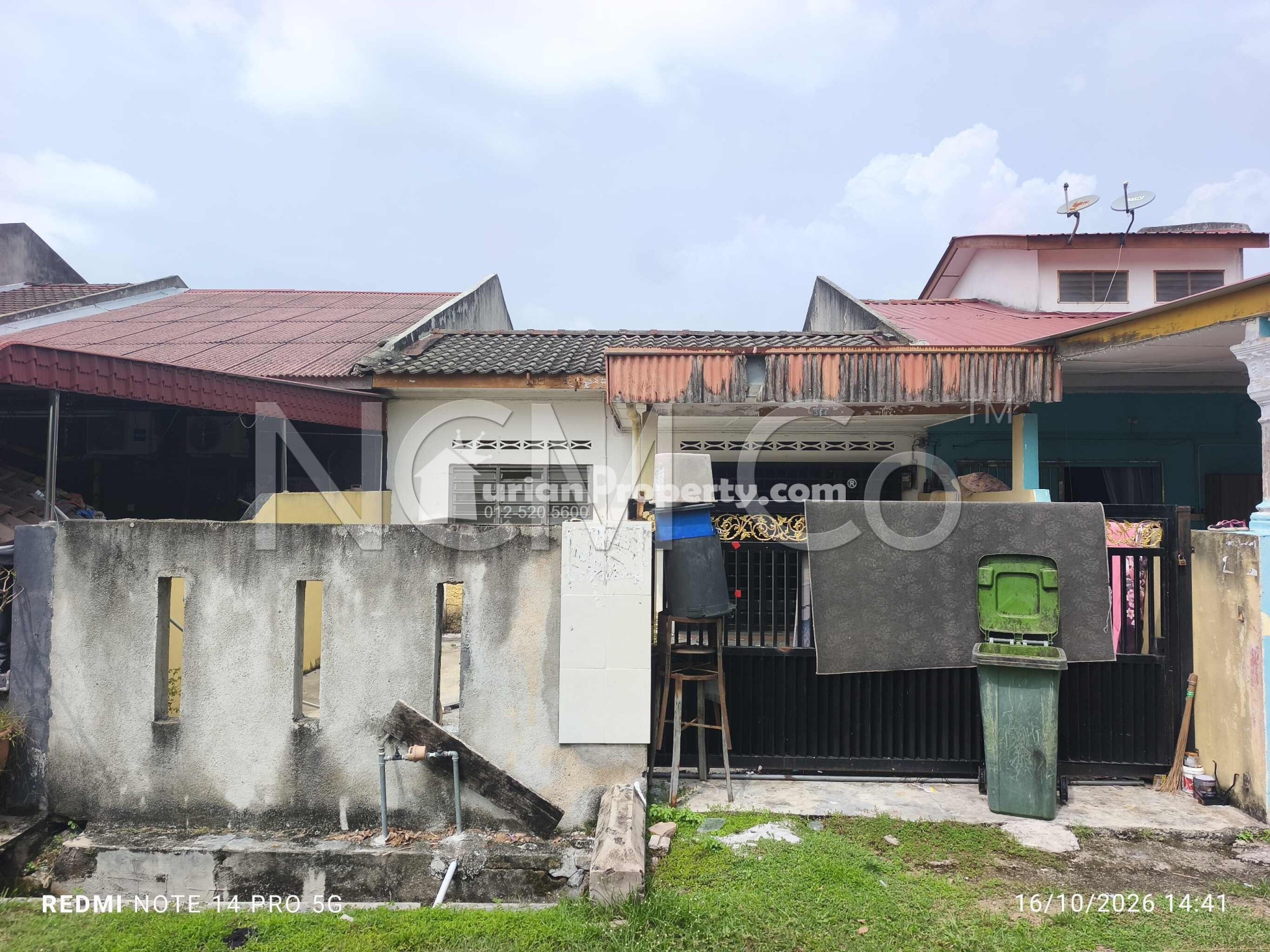 Terrace House For Auction at Taman Dindings