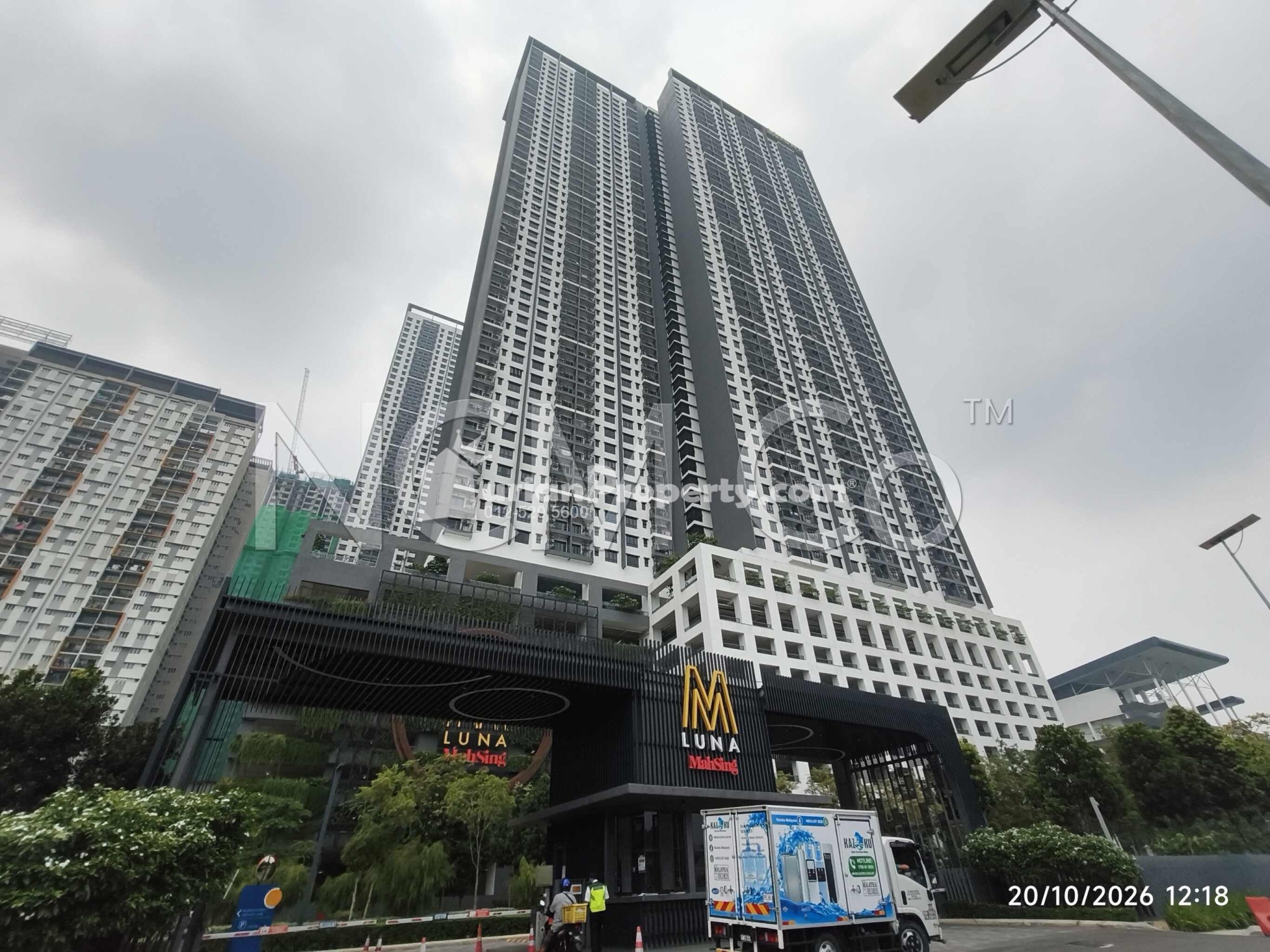 Serviced Residence For Auction at M Luna