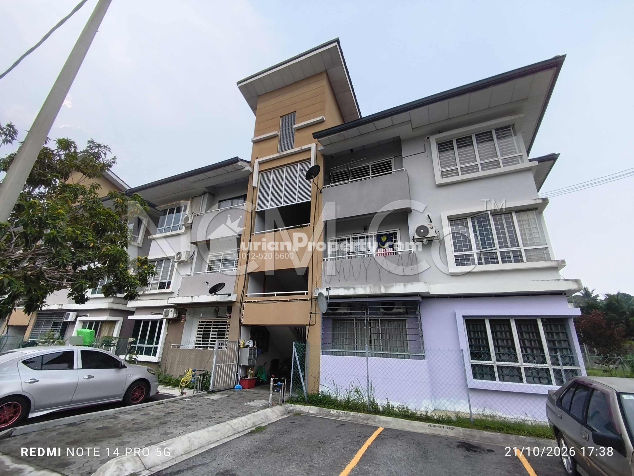 Terrace House For Auction at Pangsapuri Seri Rinching