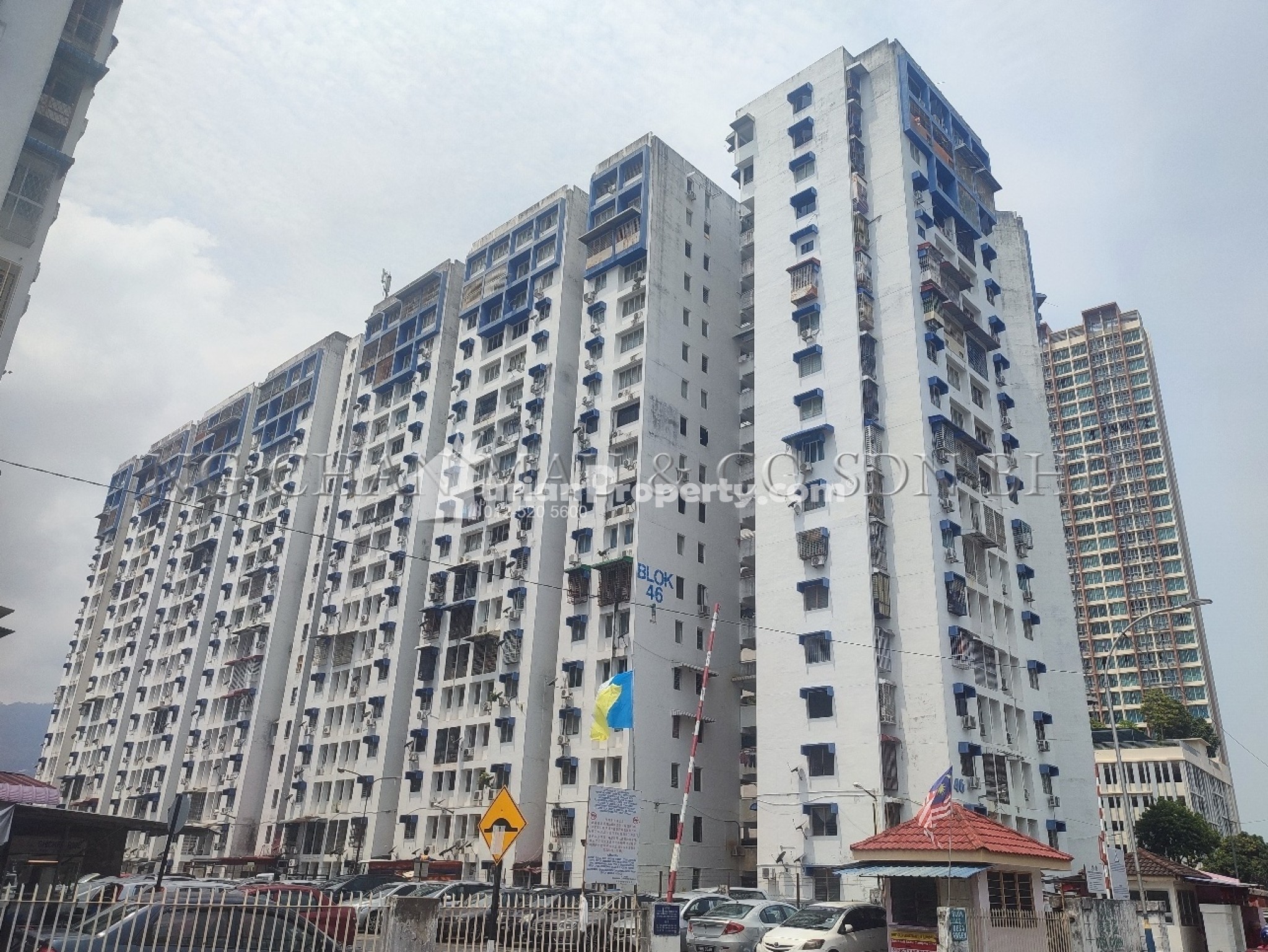 Apartment For Auction at Desa Green Apartment