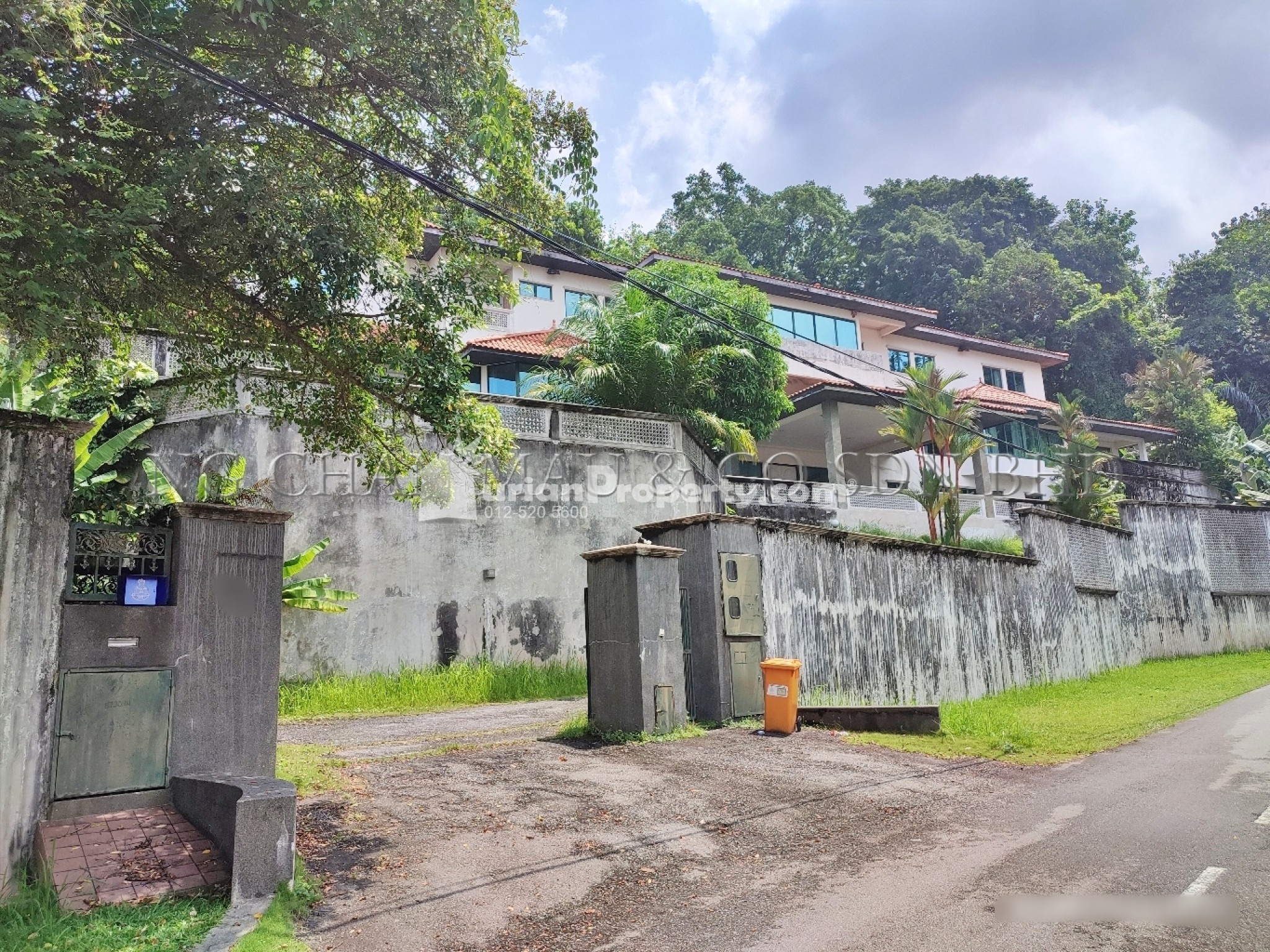 Bungalow House For Auction at Petaling Garden