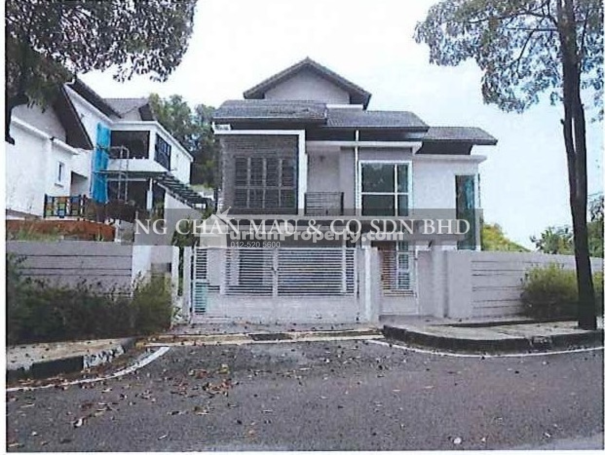 Bungalow House For Auction at Taman Tanah Aman