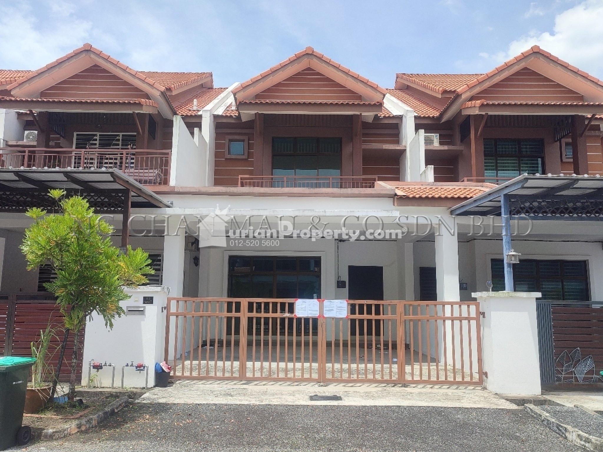 Terrace House For Auction at Darulaman Perdana