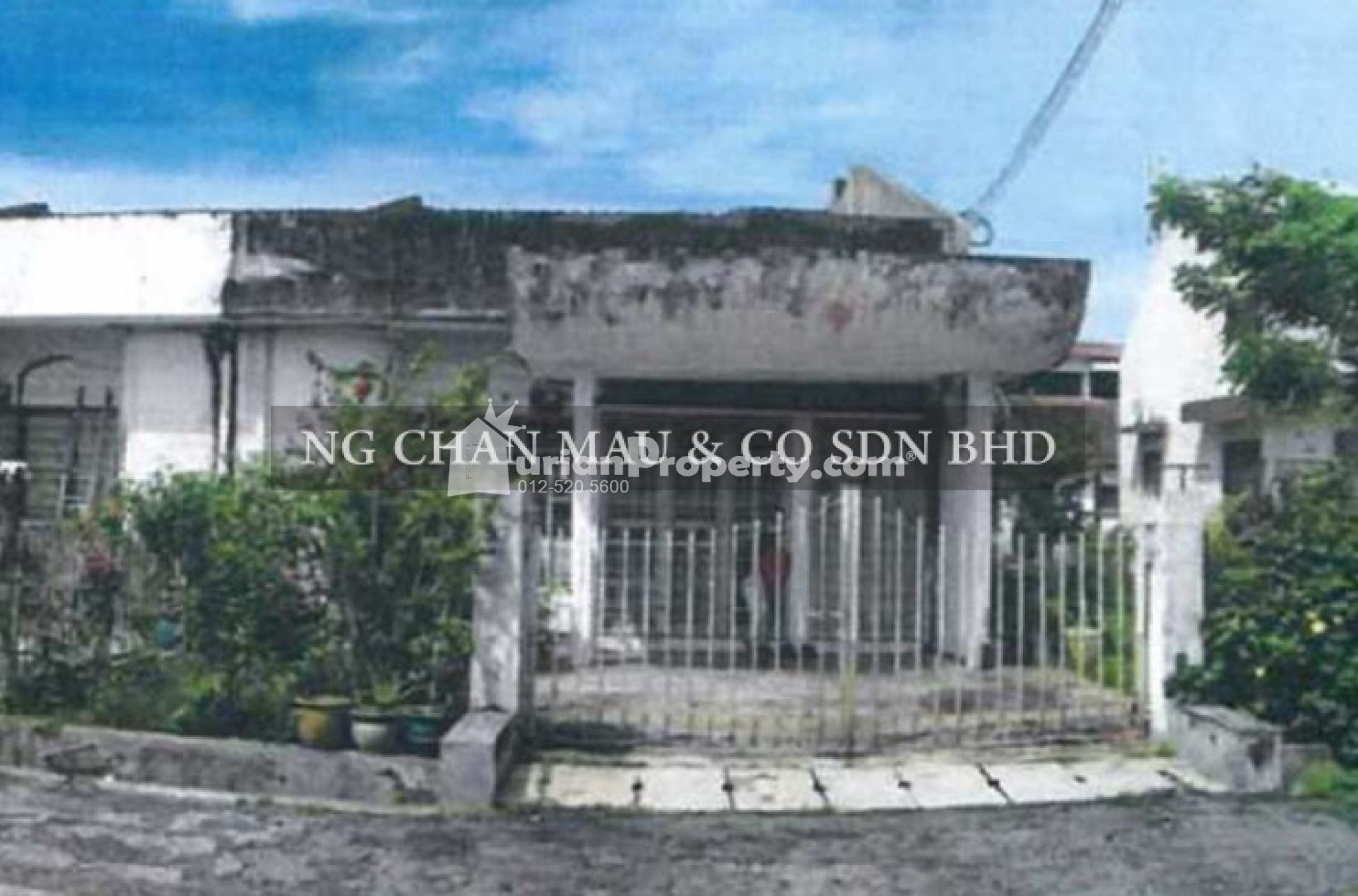 Terrace House For Auction at Taman Buntong Jaya