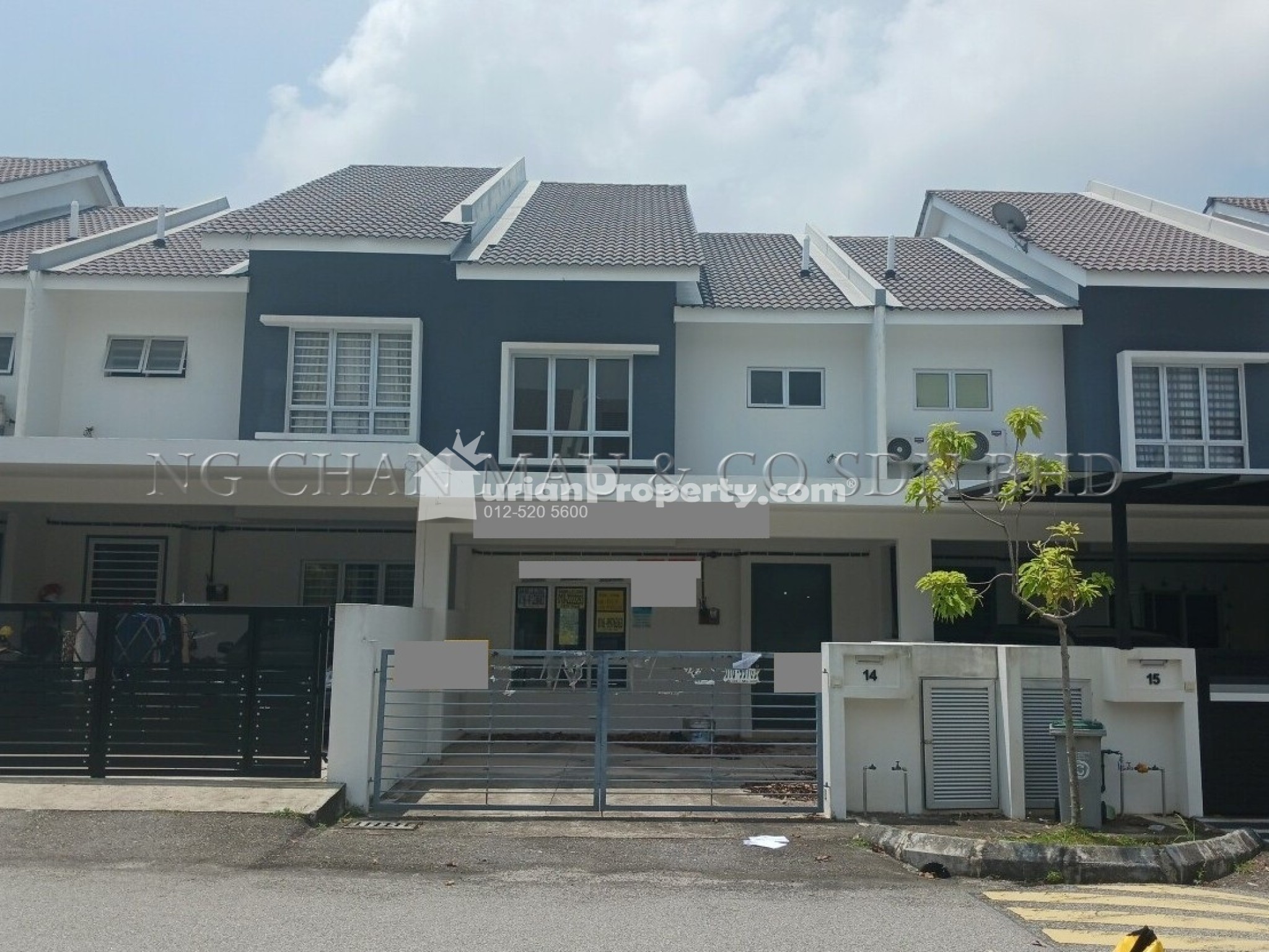 Terrace House For Auction at Iringan Bayu
