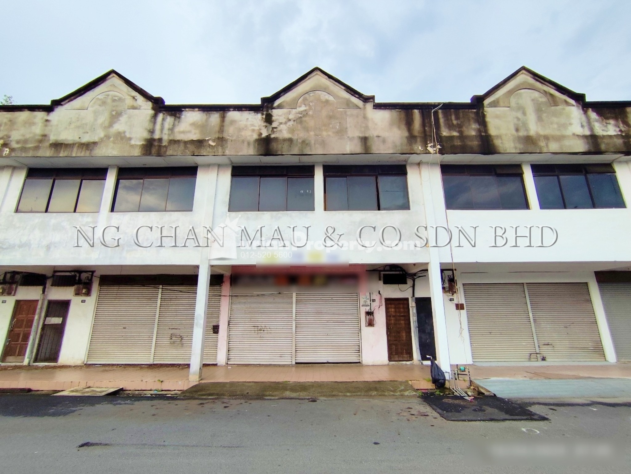 Shop Office For Auction at Taman Perindustrian Lukut Indah