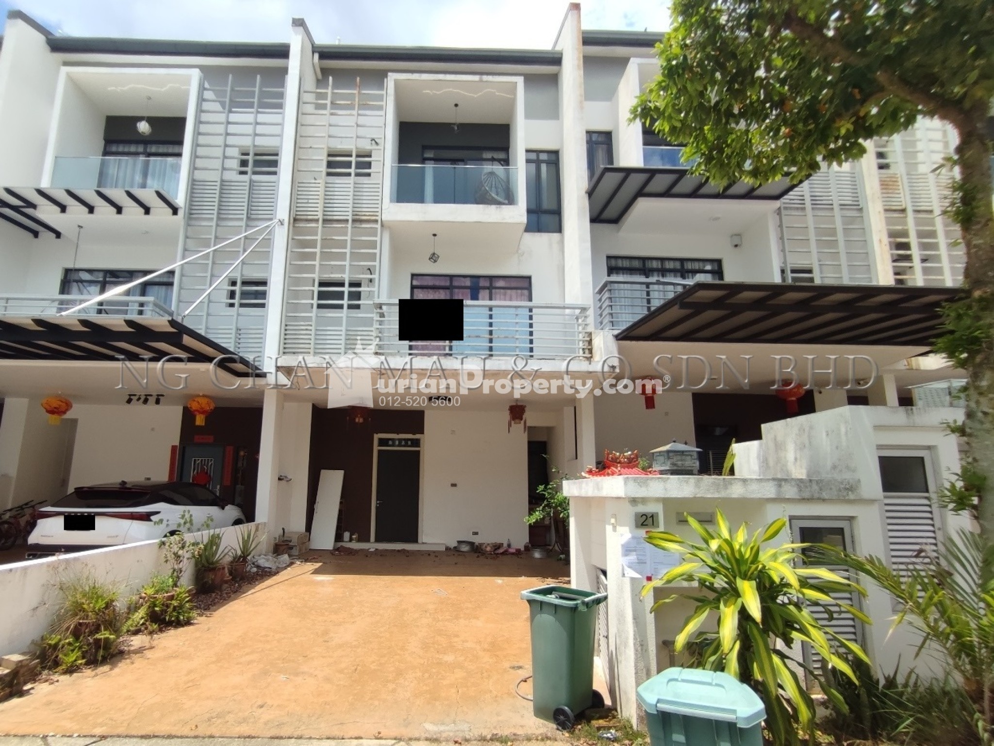 Terrace House For Auction at Taman Tasik Residensi