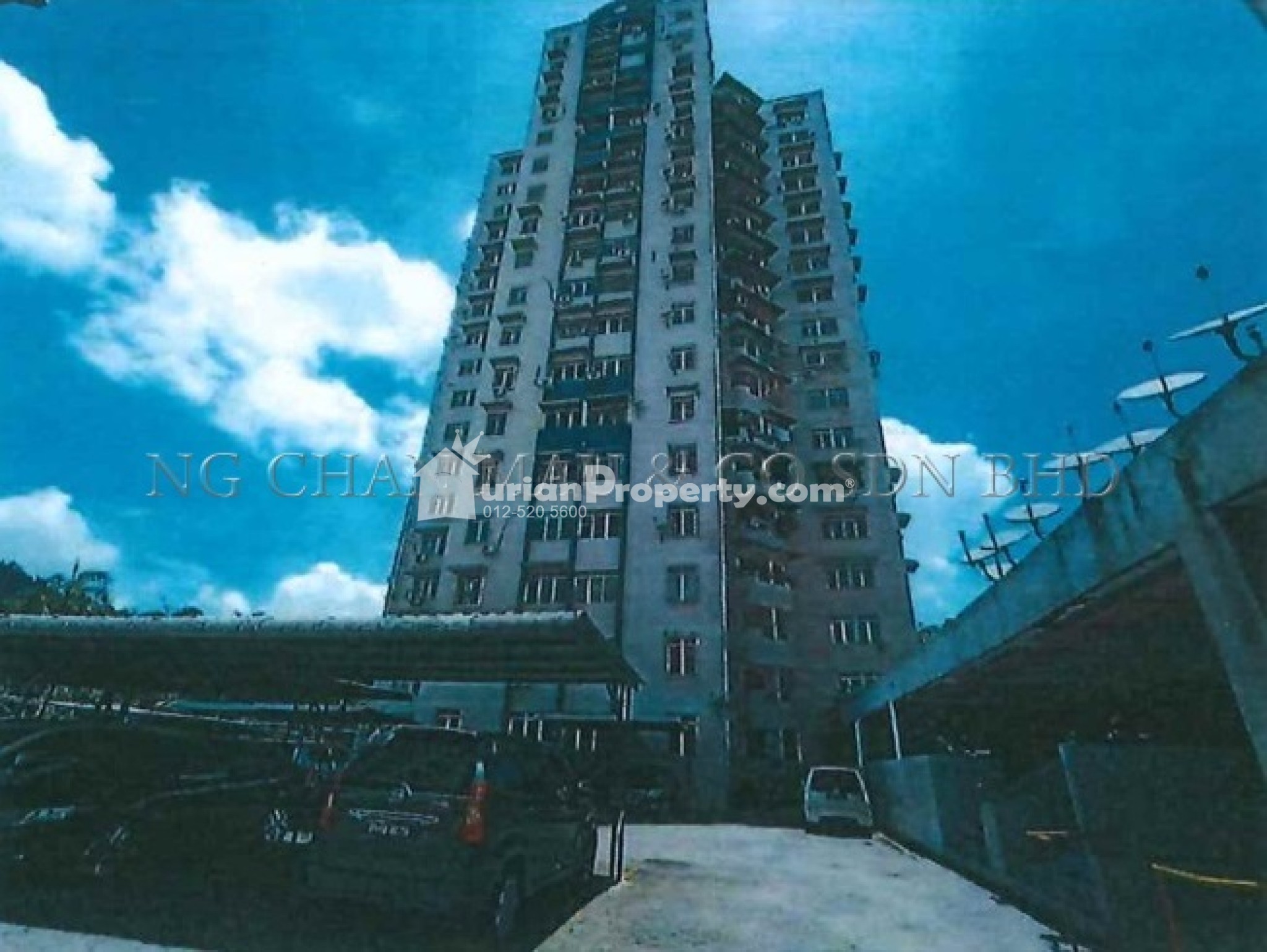 Apartment For Auction at Desa Bayan Apartment