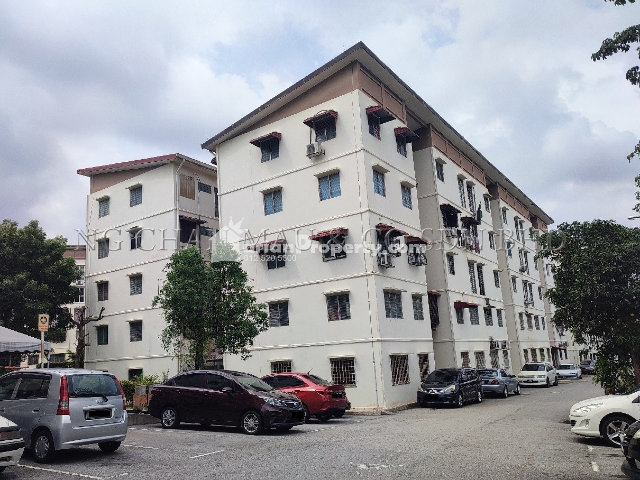 Apartment For Auction at Pangsapuri Angsana