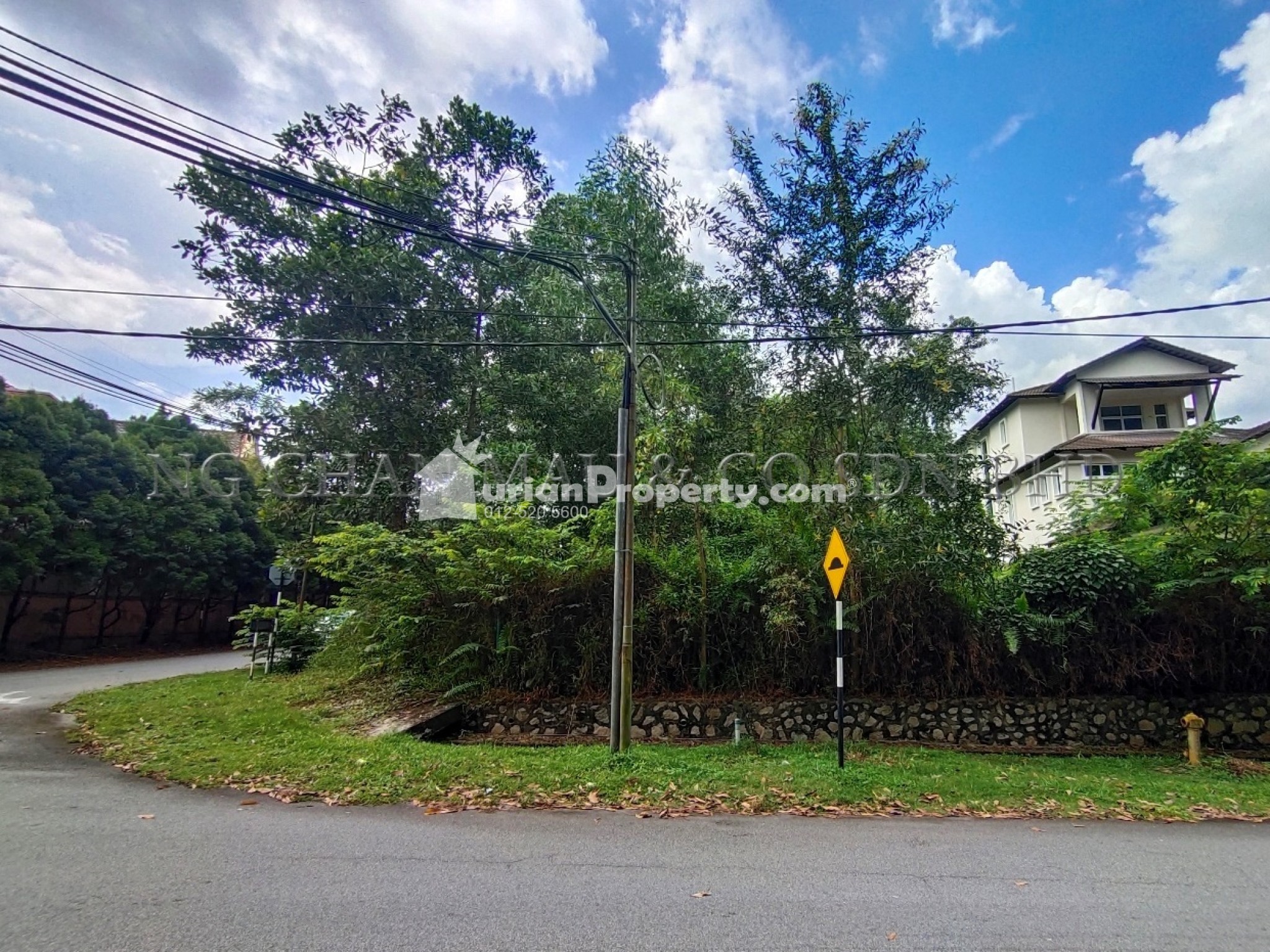 Residential Land For Auction at Taman Bukit Meringin