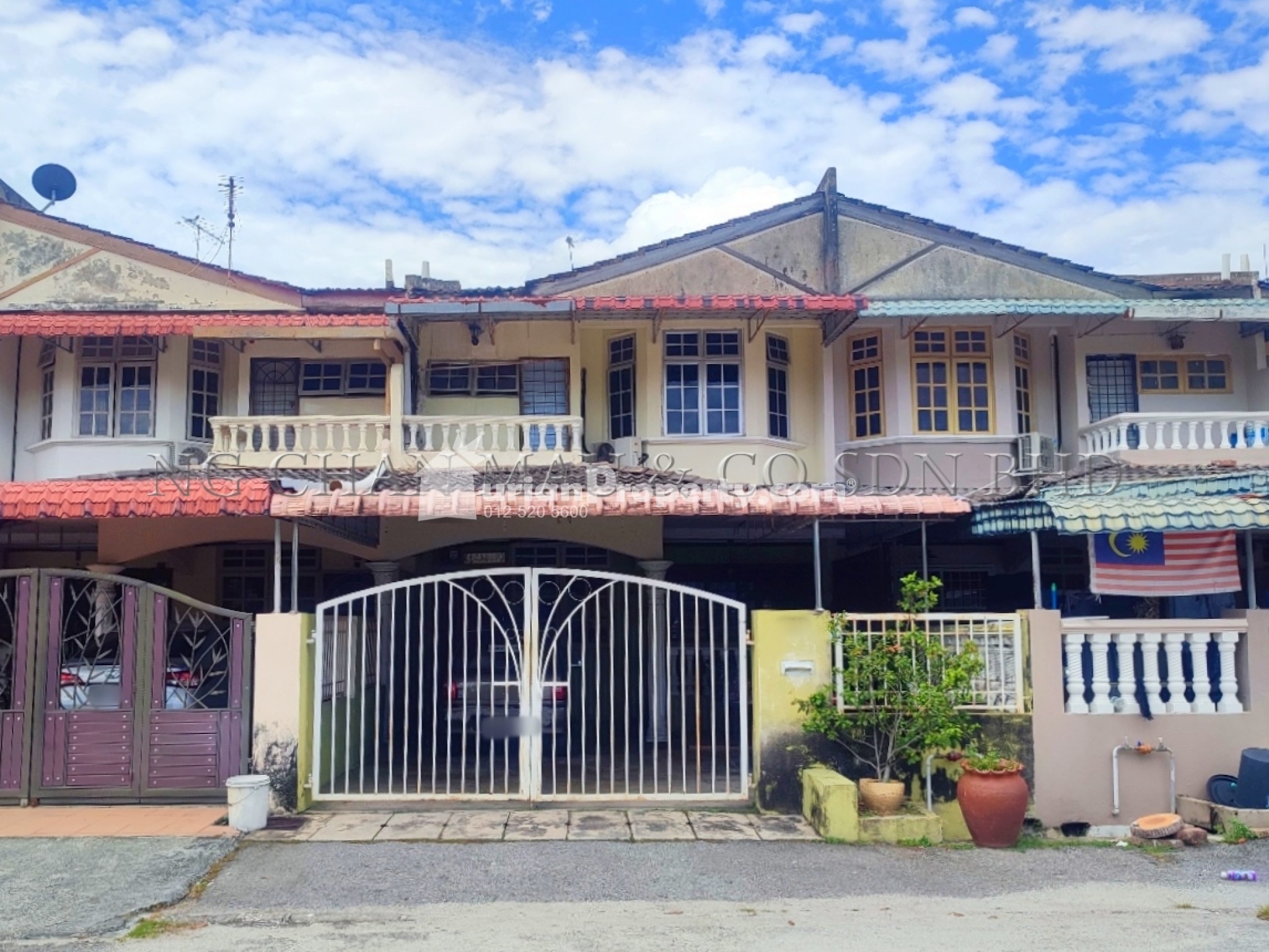 Terrace House For Auction at Taman Gunung View