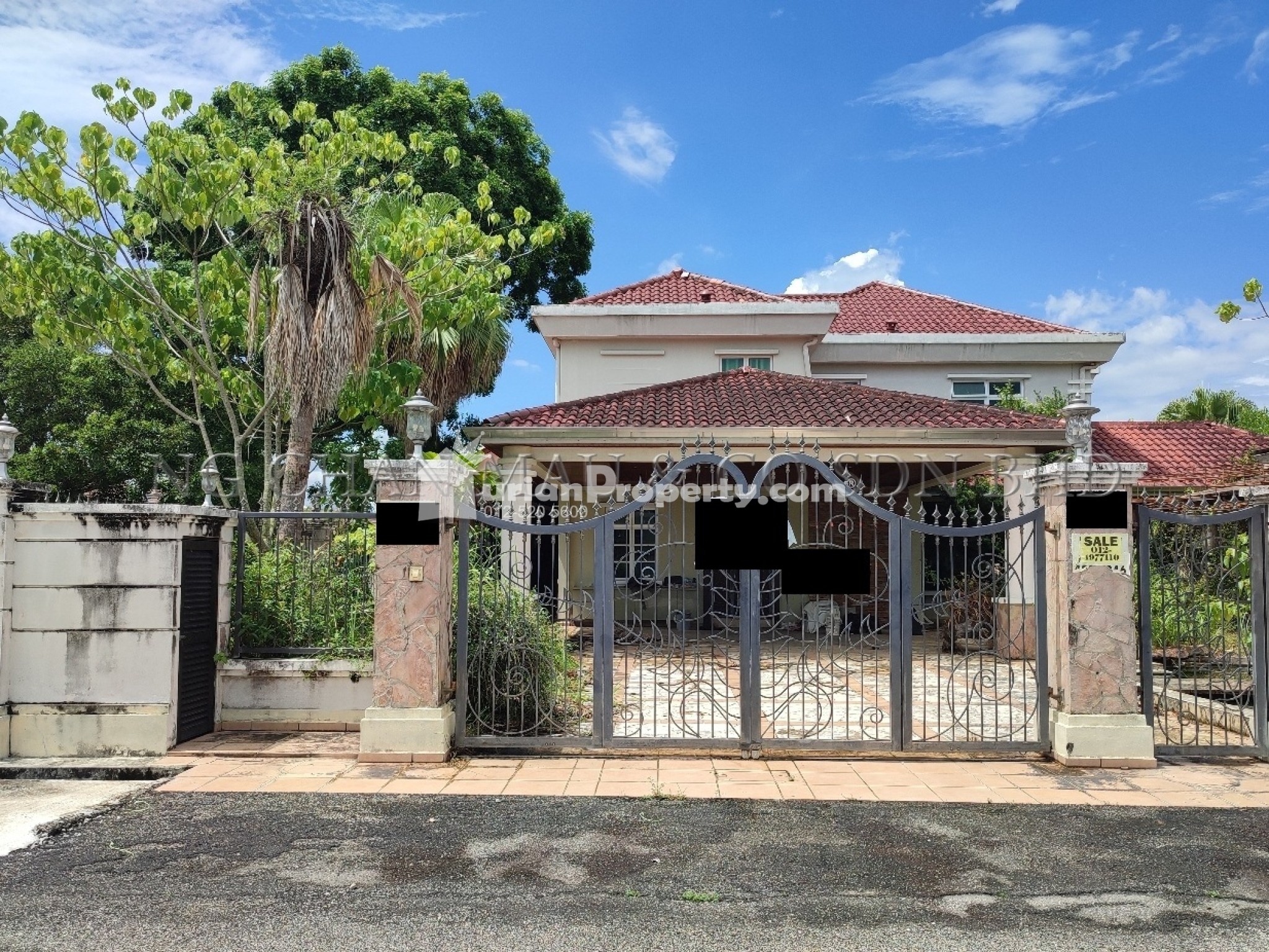 Bungalow House For Auction at Taman Seri Remia